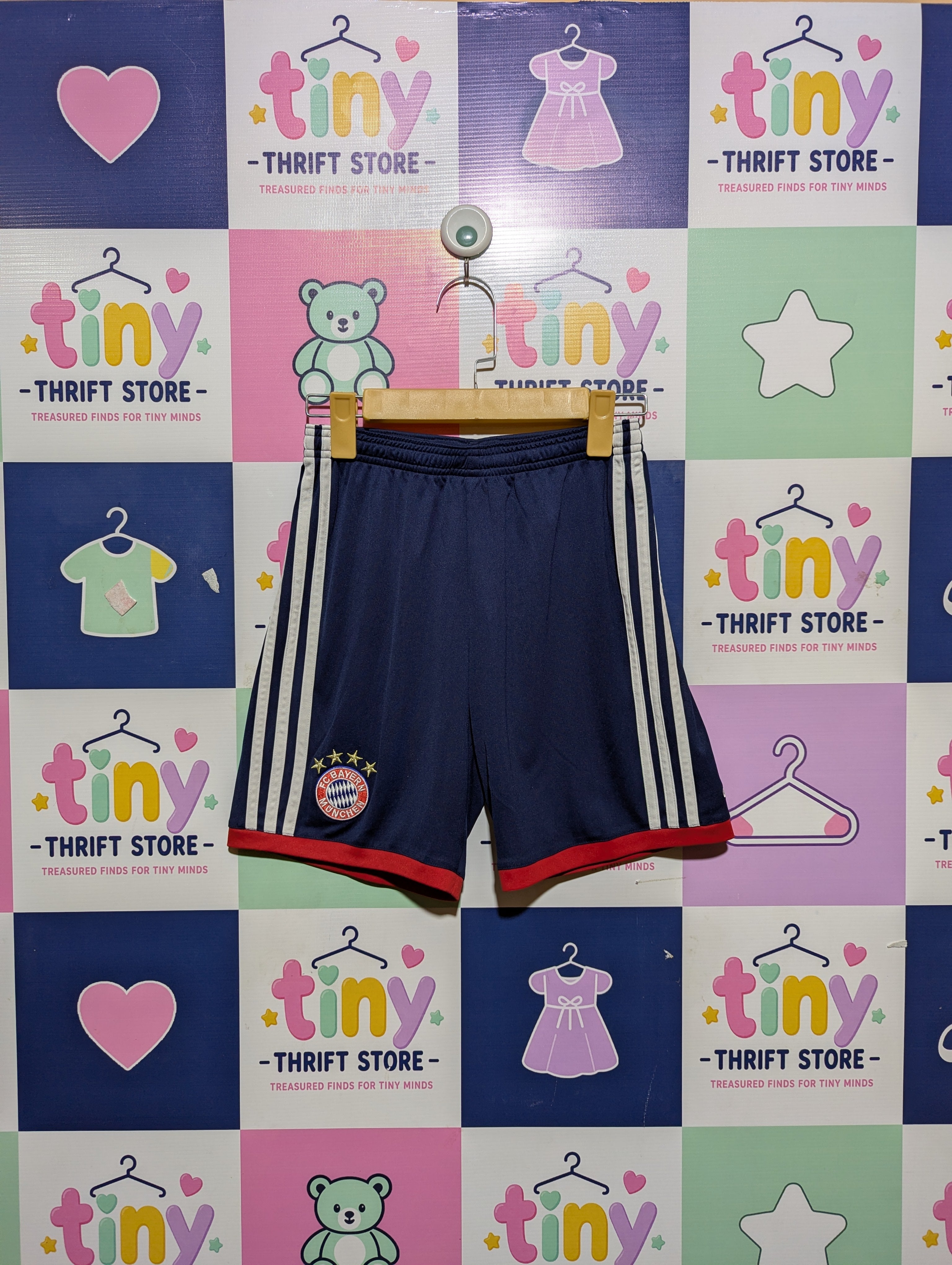 Adidas Boys Navy Blue "FC Bayern Munich" Athletic Shorts - Size Estimated Age 11-12 Years AB2