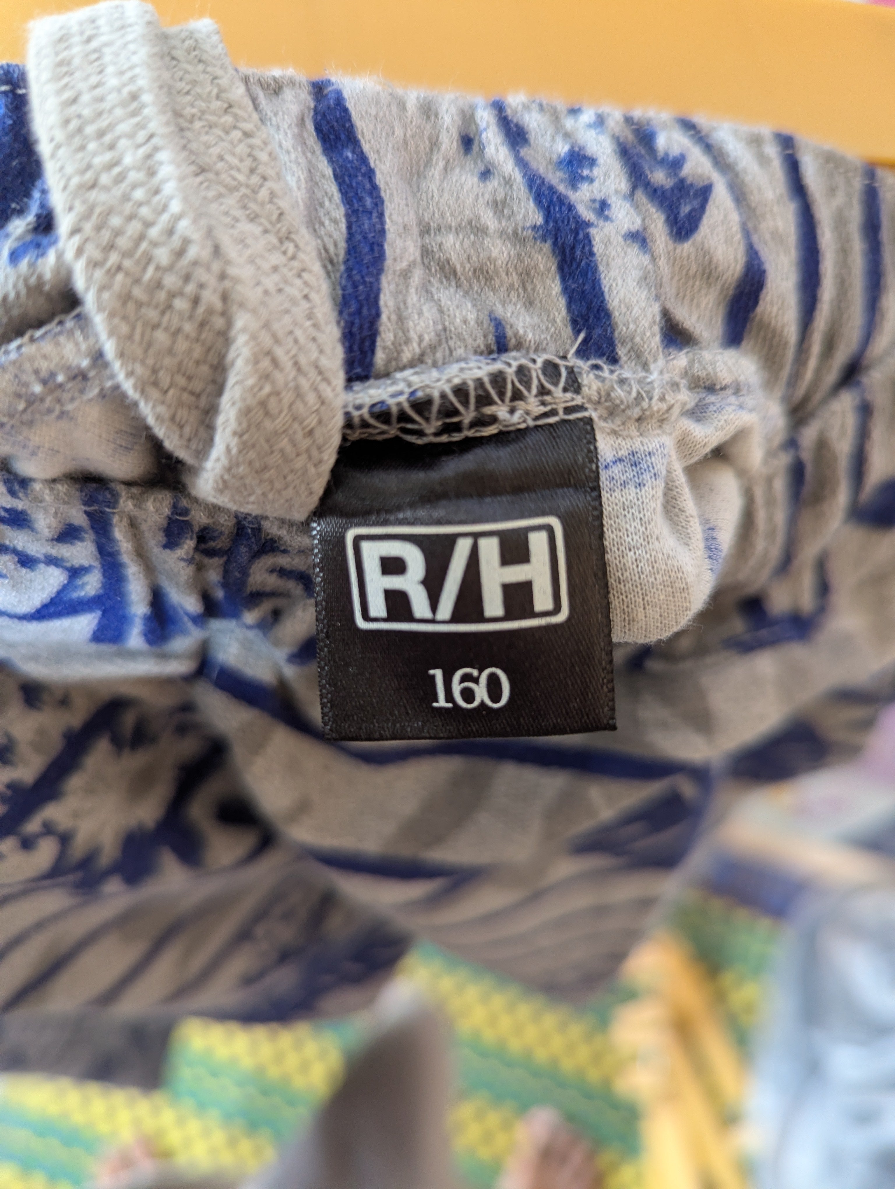 R/H Boys Grey Striped "Pineapple & Leaf" Print Casual Shorts - Size 160 cm Estimated Age 13 Years AB2