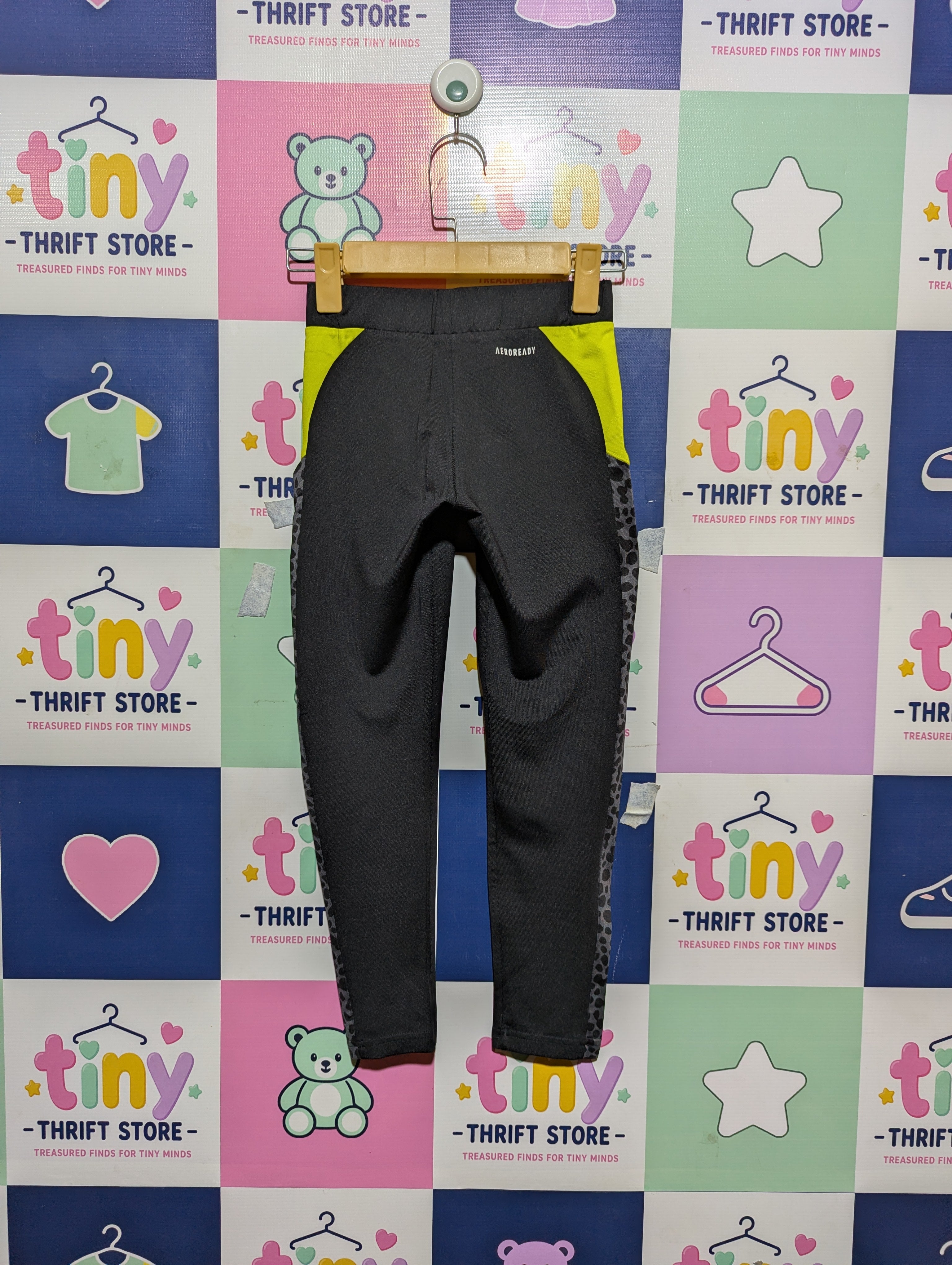 Adidas Girls Black & Neon Yellow "Leopard Print" Athletic Leggings - Size 8-9 Years (Estimated Age 8-9 Years) AB2