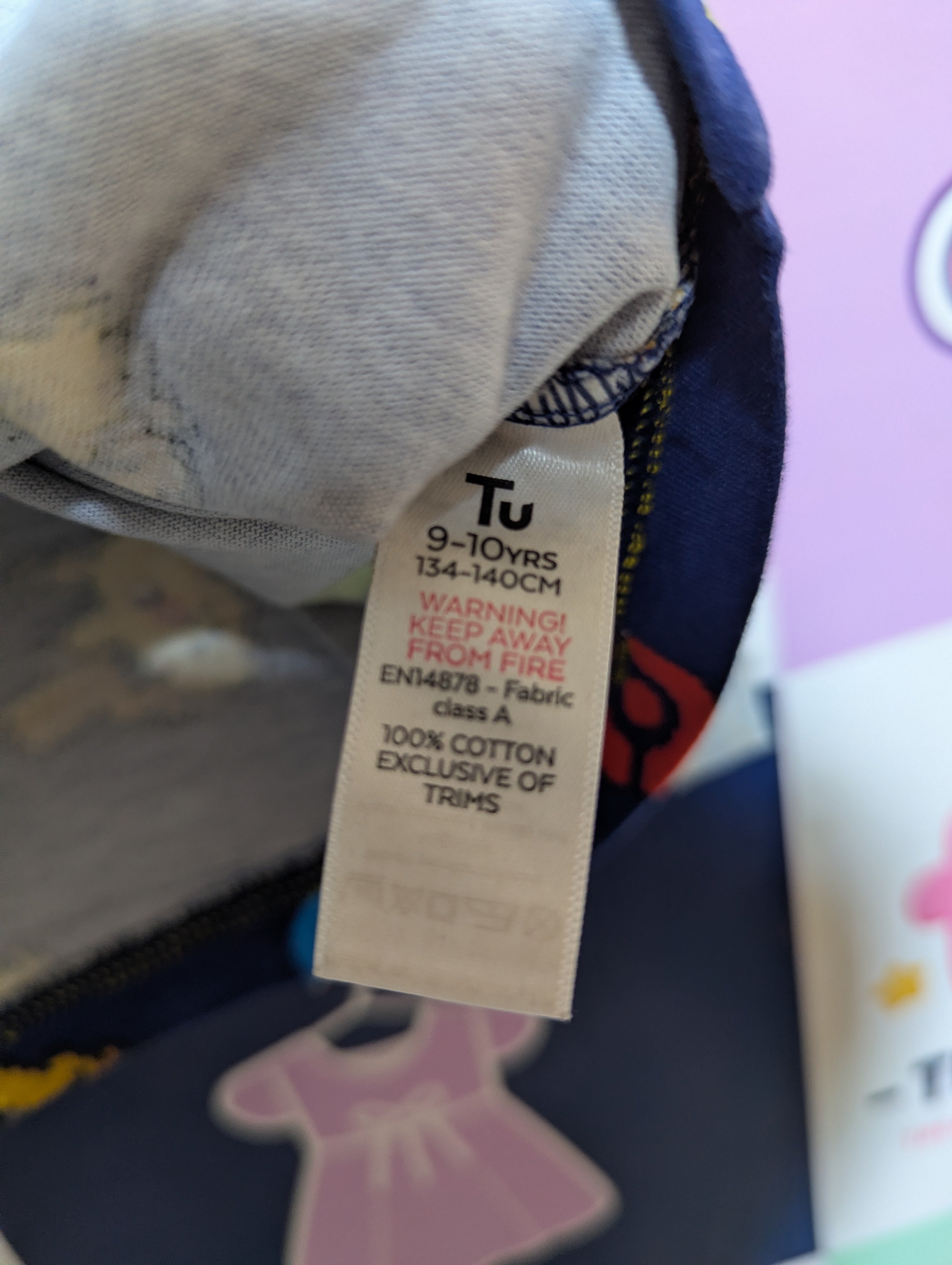 Tu Boys Navy "Gotta Catch 'Em All" Pokemon Graphic Tee - Size Estimated Age 9-10 Years AB2