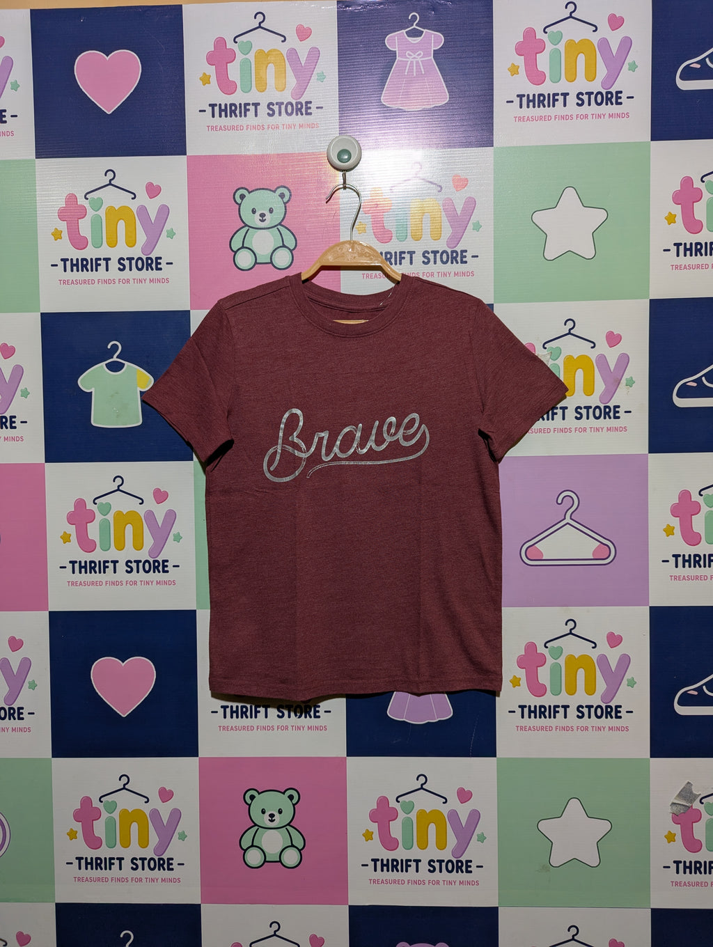 Cat & Jack Girls Burgundy "Brave" Graphic Tee - Size Estimated Age 8-10 Years AB2