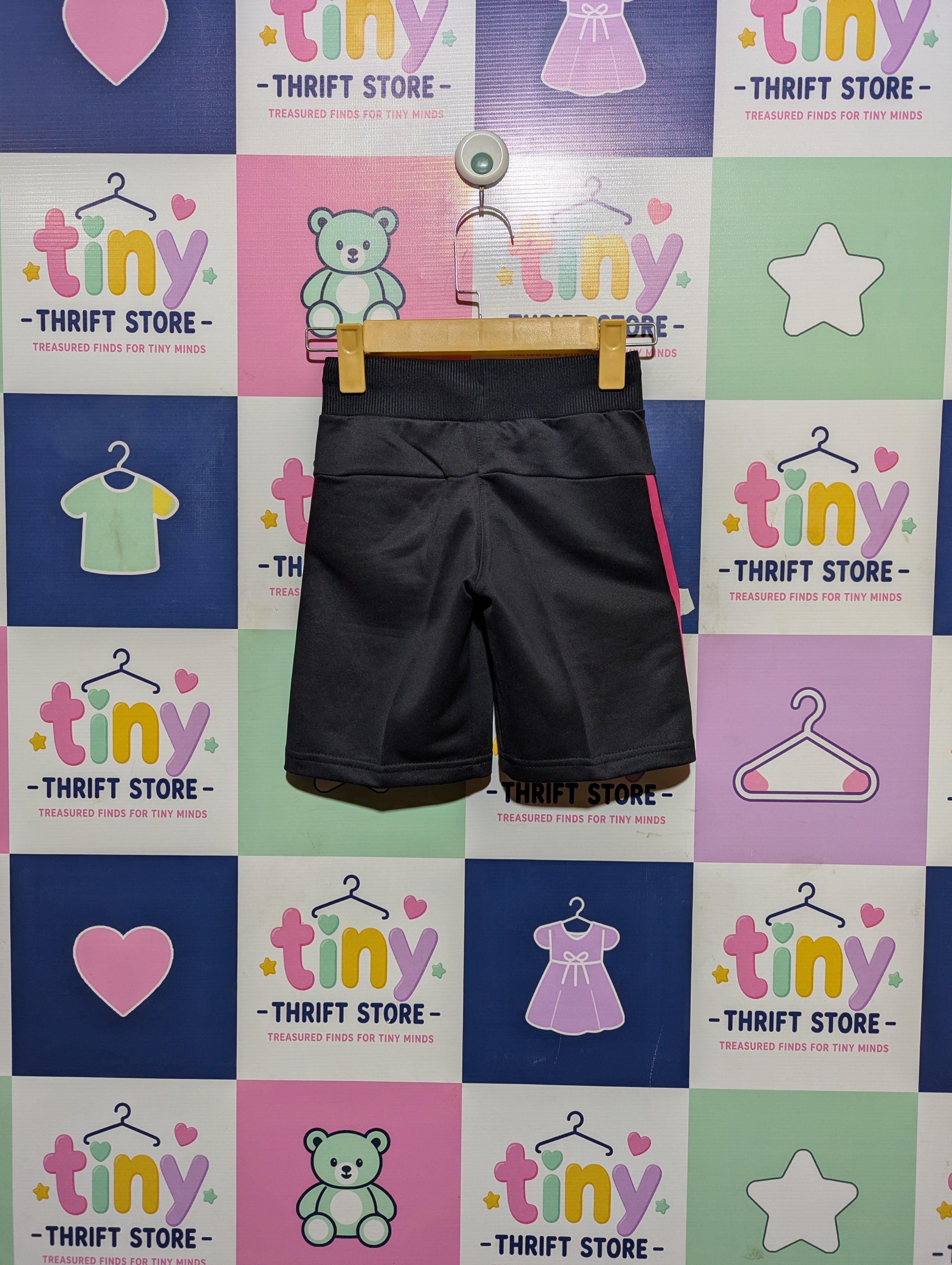 Adidas Girls Charcoal Grey & Pink Athletic Shorts - Size XS (7-8 Years) AB2