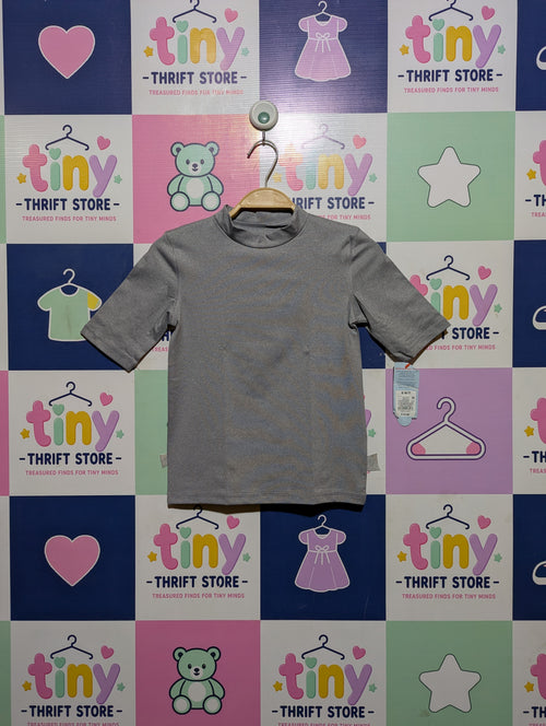 Cat & Jack Boys Grey Mock Neck Tee - Size S (6/7) (Estimated Age 6-7 Years) AB2