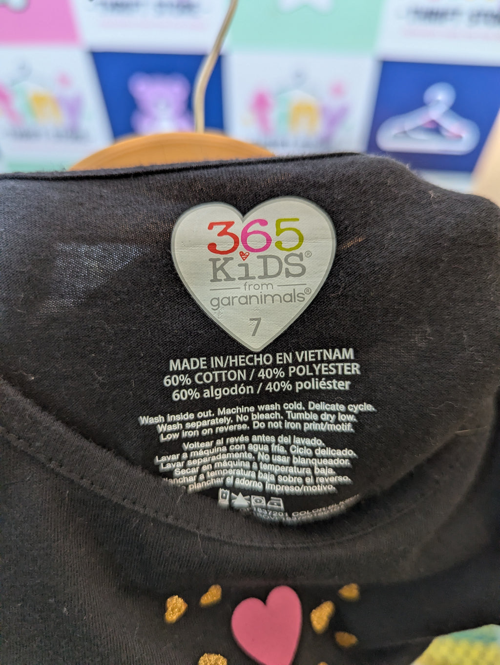 365 Kids from Garanimals Girls Black "Life is Fun" Graphic Tee - Size 7 (Estimated Age 7 Years) AB2