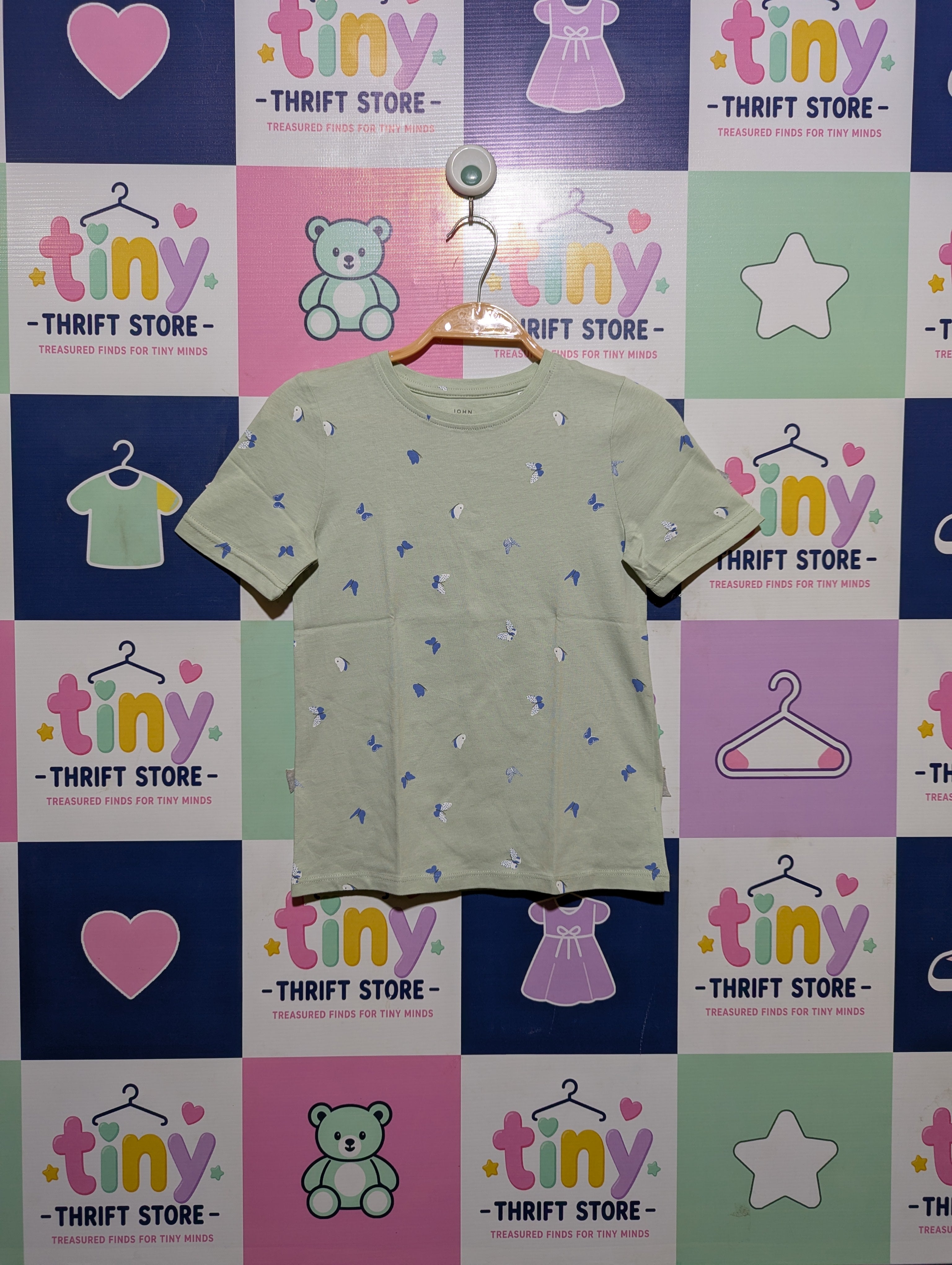 John Lewis & Partners Girls Pastel Green Butterfly Print Tee - Size 8 (Estimated Age 8 Years) AB2