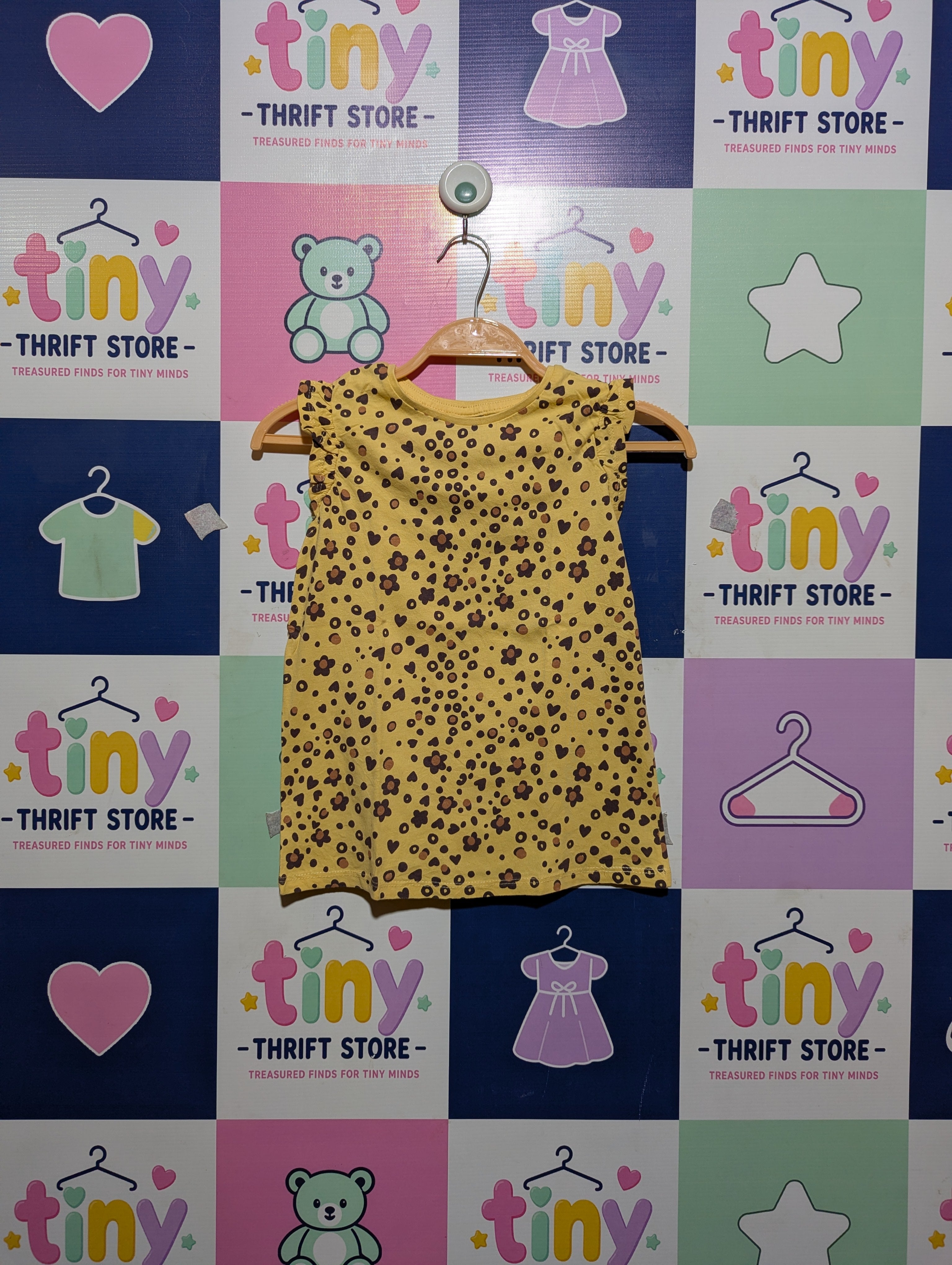 Little Kids Girls Mustard Yellow Floral & Heart Print Ruffle Tee - Size 128 cm (Estimated Age 7-8 Years) AB2