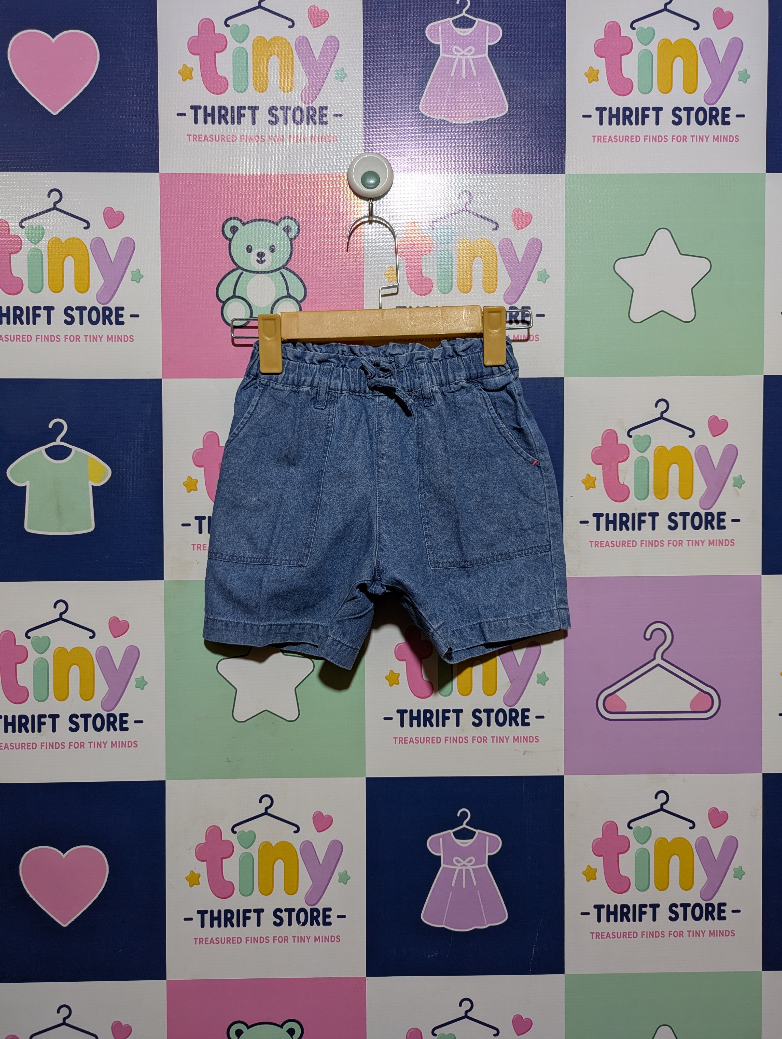 Uniqlo Girls Casual Blue Denim Shorts - Size S Estimated Age 6-7 Years AB2