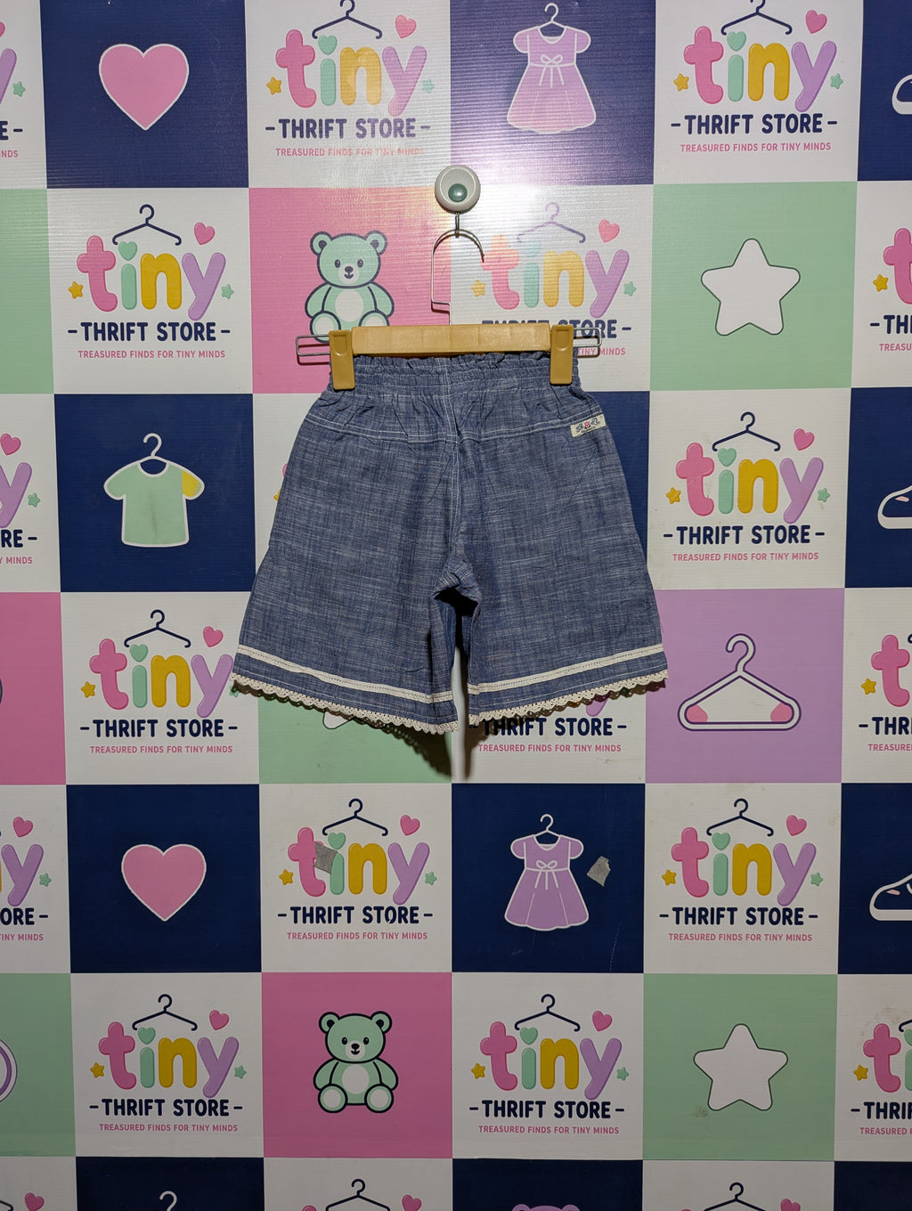 Girls Blue Chambray "Lace Trim" Shorts - Size 120 CM Estimated Age 6-7 Years AB2
