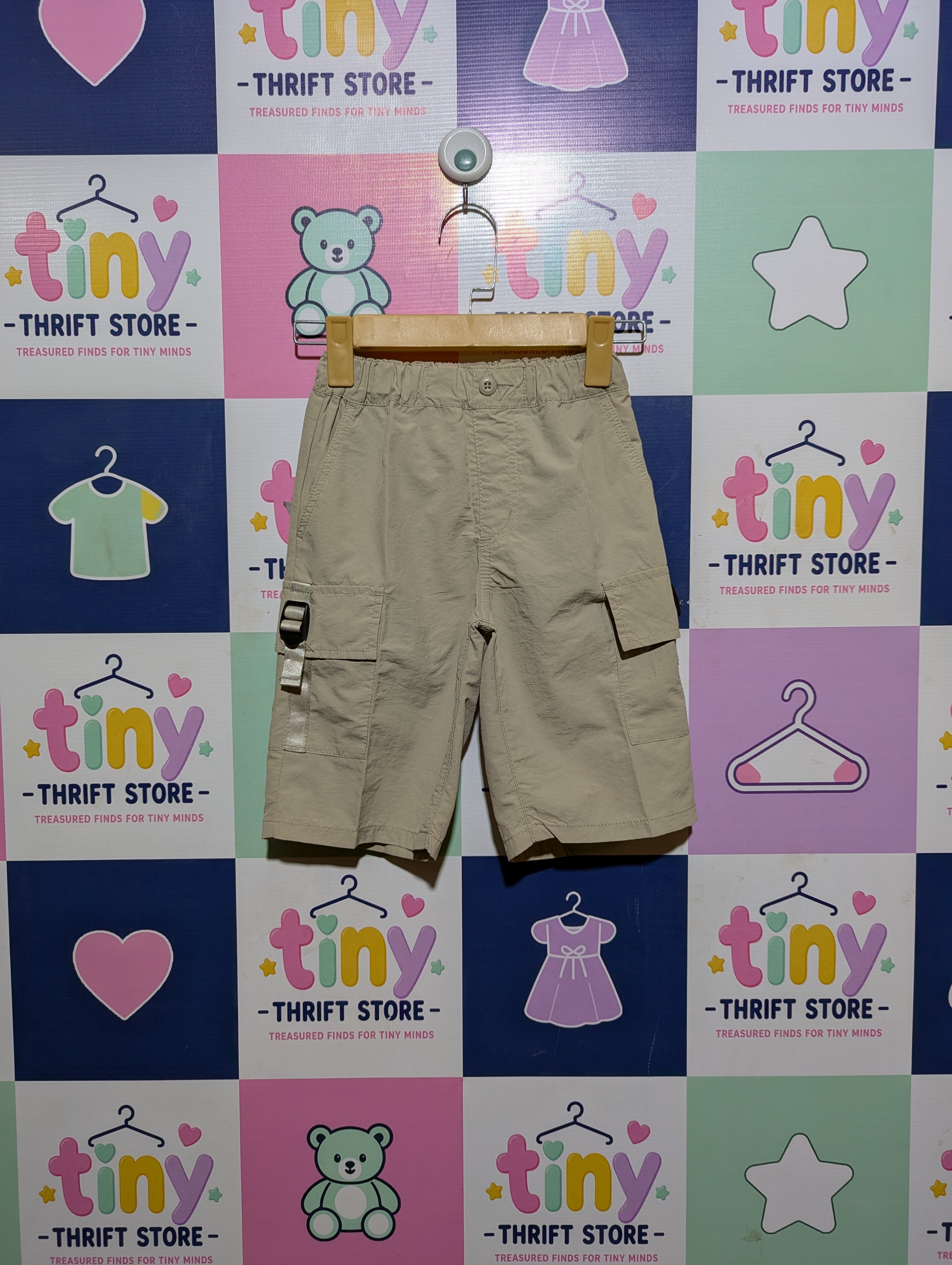 GU Boys Beige Cargo Casual Summer Shorts - Size 130, Estimated Age 7-8 Years AB2