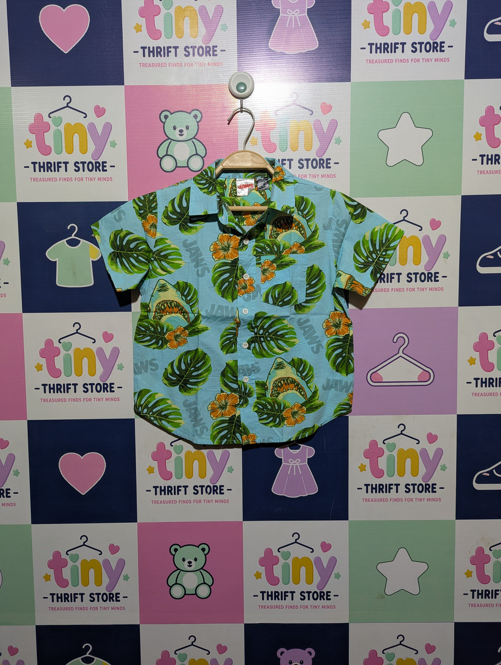 JAWS Boys Light Blue Tropical Shark Print Short Sleeve Button-Down Shirt - Size XS, Estimated Age 4-5 Years AB2