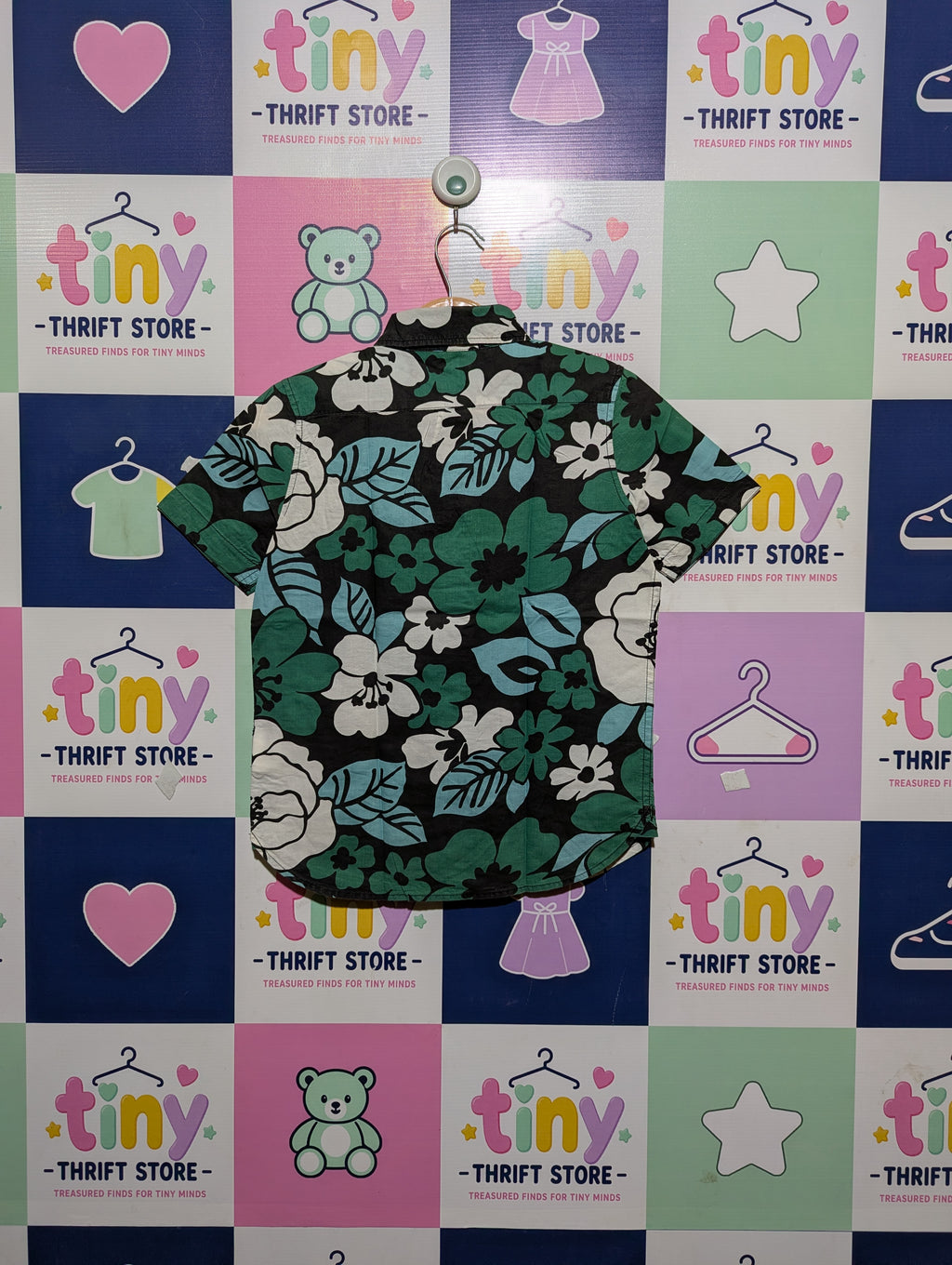 GAP KIDS Boys Black and Green Floral Print Short Sleeve Button-Down Shirt - Size S (6-7), Estimated Age 6-7 Years AB2