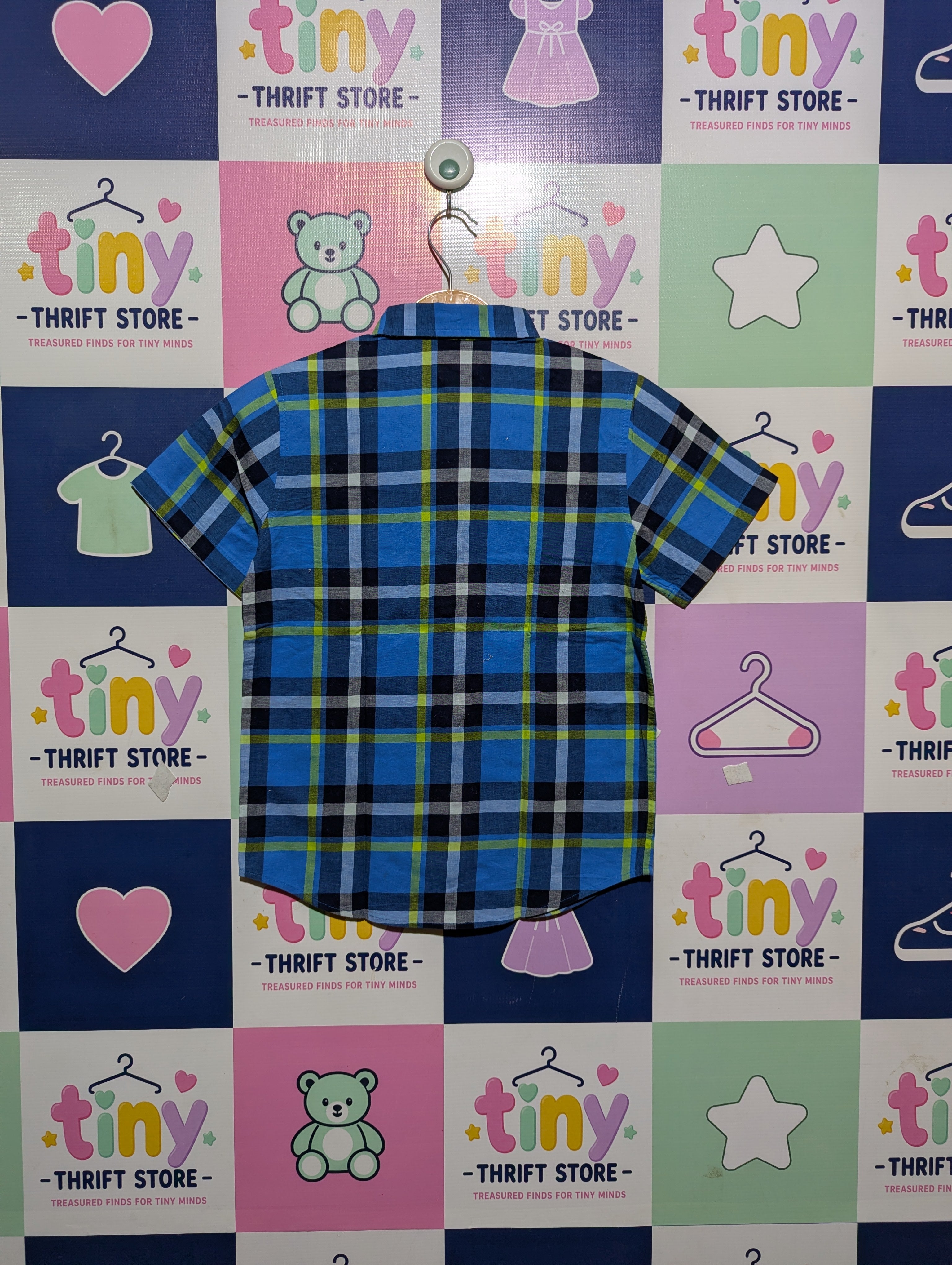 CAT & JACK Boys Blue and Lime Plaid Short Sleeve Button-Down Shirt - Size S (6-7), Estimated Age 6-7 Years AB2