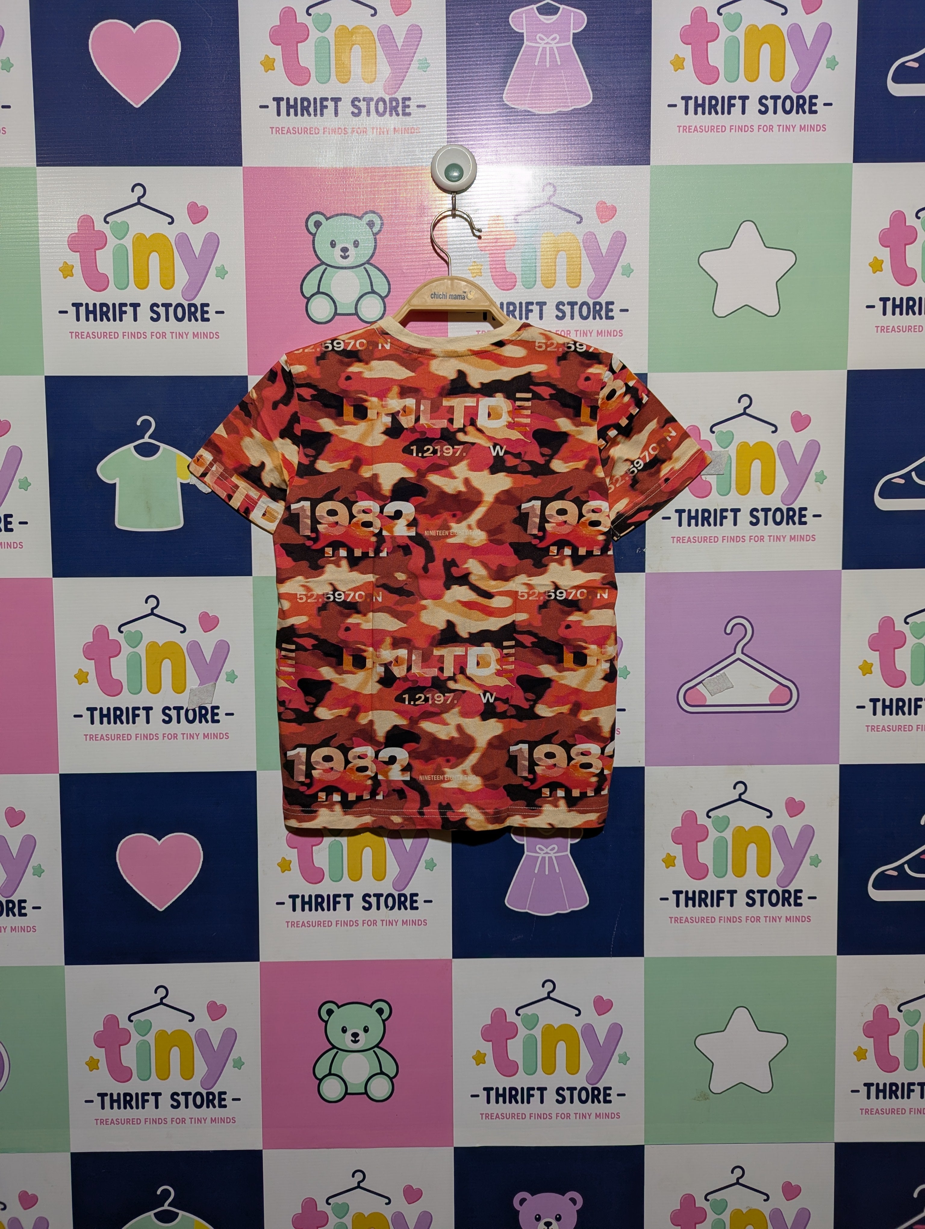 Next Boys Orange/Red Camo Print "1982" Graphic T-Shirt - Size 7 Years, Estimated Age 7 Years AB2
