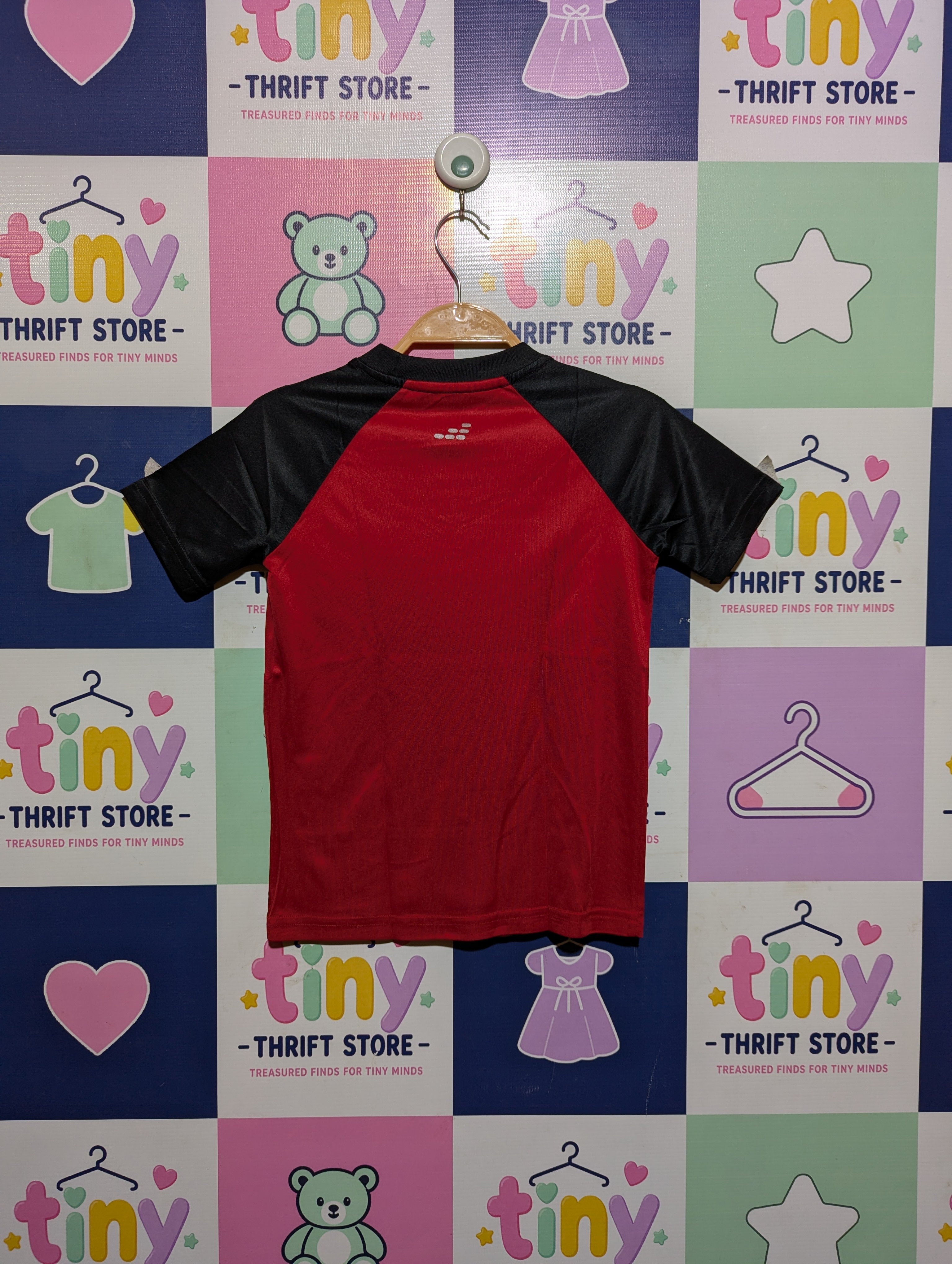 BCG Boys Red & Black "Football" Athletic Performance Tee - Size XS (6-7) Estimated Age 6-7 Years AB2