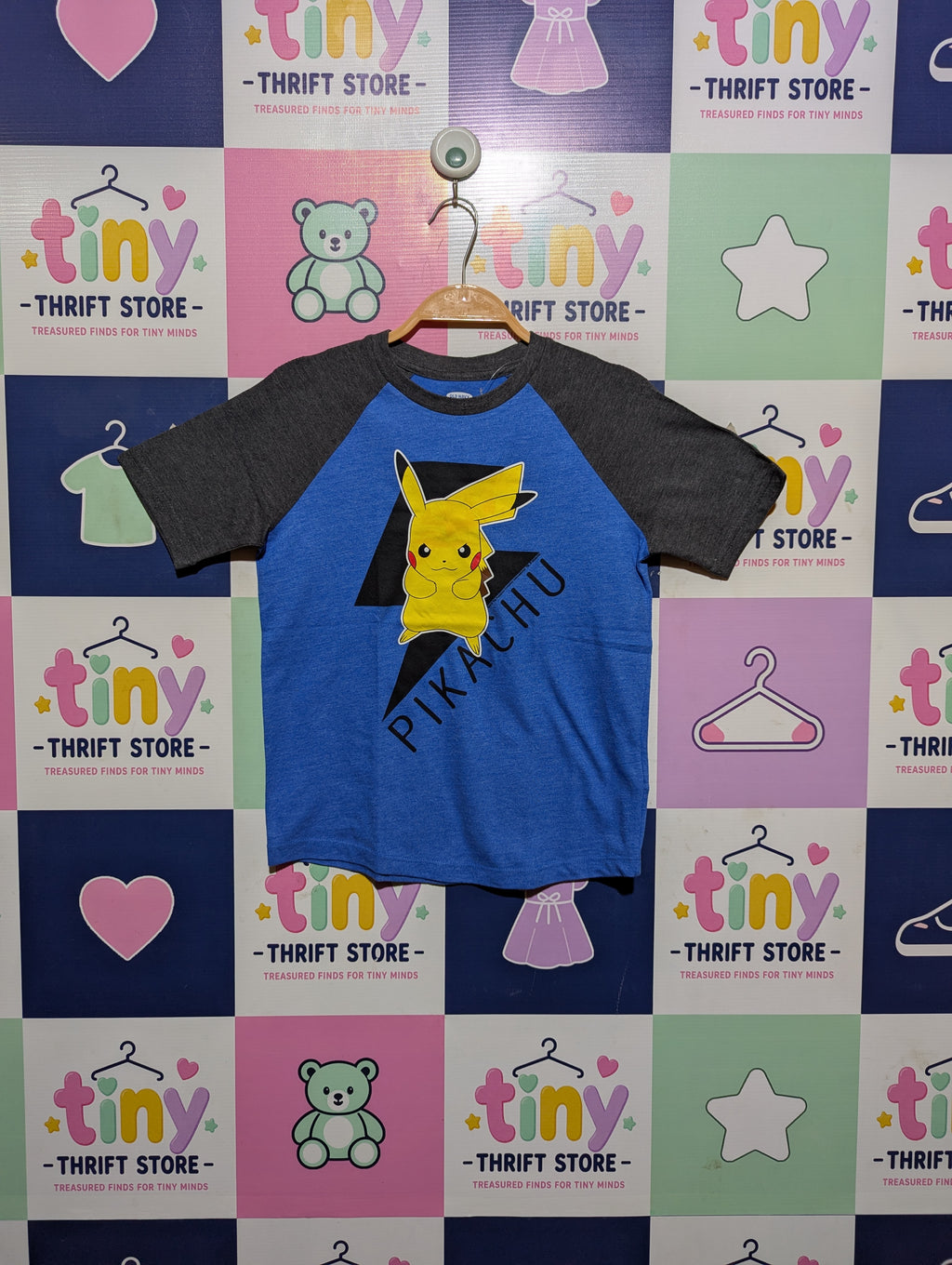 Old Navy Boys Blue & Grey "Pikachu" Graphic Tee - Size S (6-7) Estimated Age 6-7 Years AB2