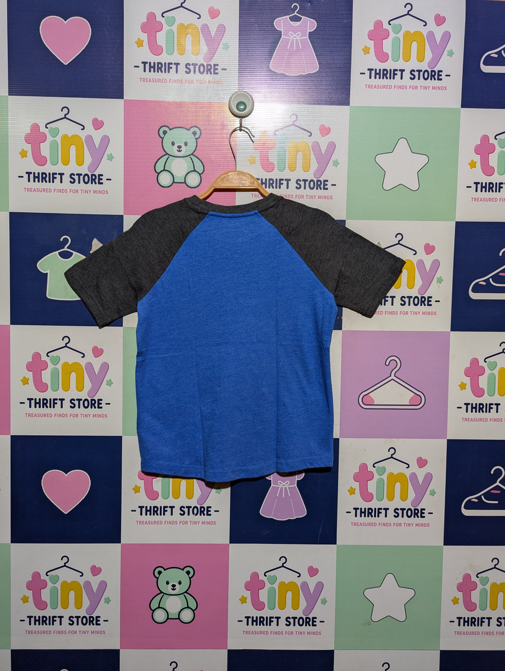 Old Navy Boys Blue & Grey "Pikachu" Graphic Tee - Size S (6-7) Estimated Age 6-7 Years AB2