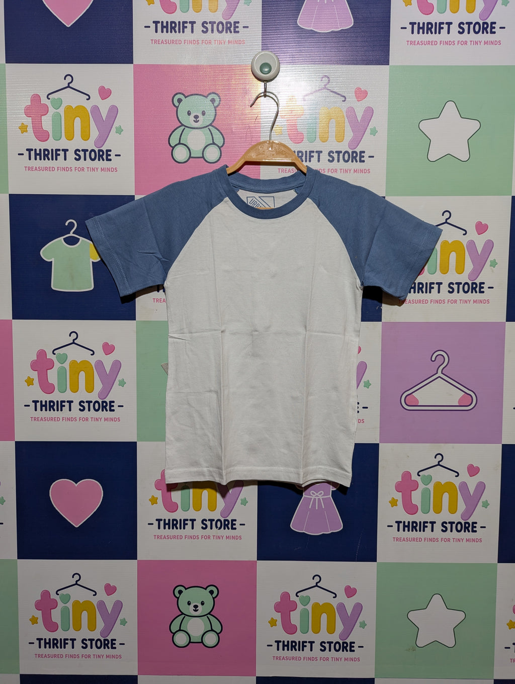 URBN-DEPT Boys Off-White & Blue Raglan Tee - Size 8 YRS Estimated Age 8 Years AB2