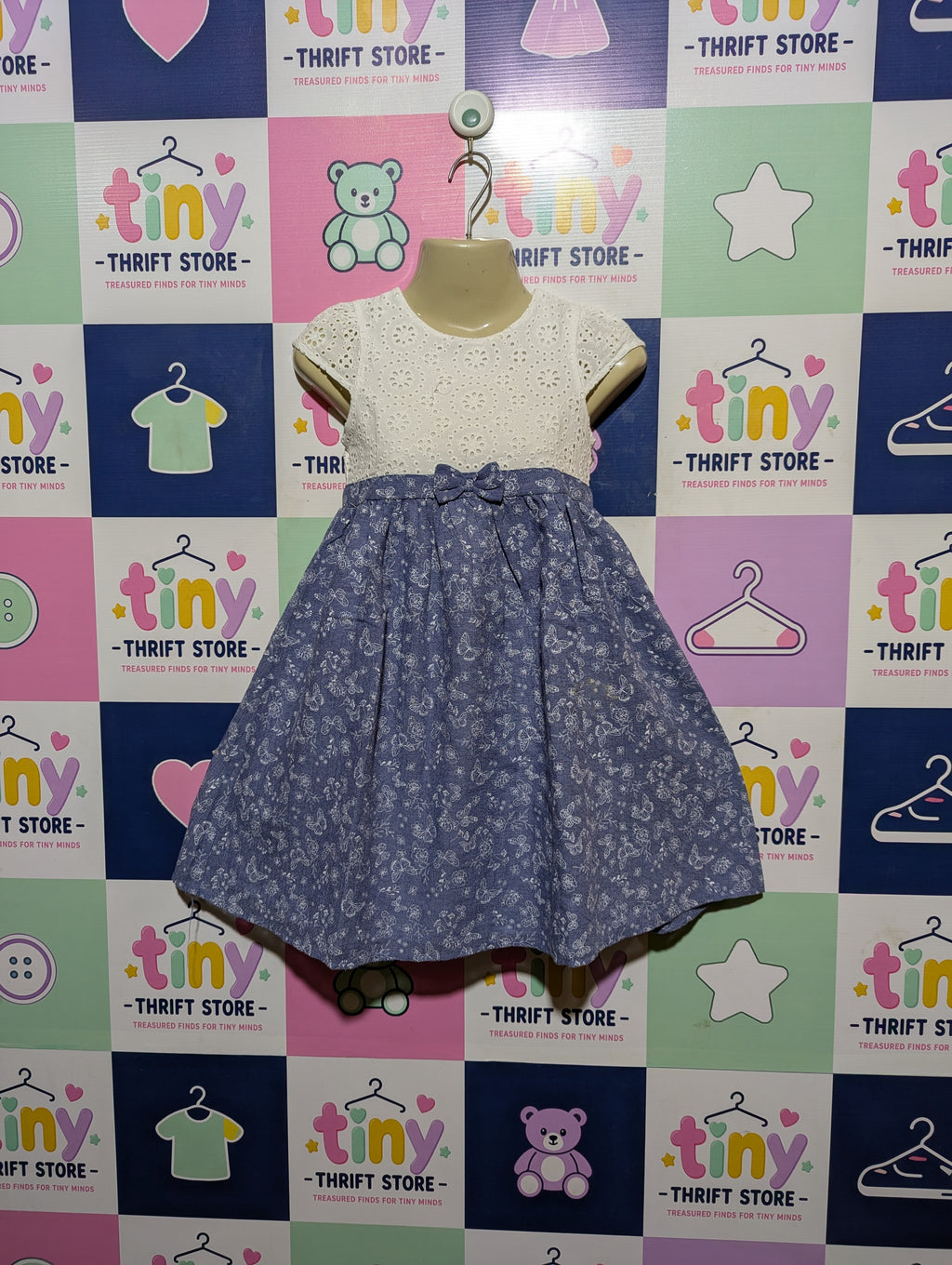 Topolino Girls White Eyelet and Blue Floral Dress - Size 116 Estimated Age 5-6 Years AB2