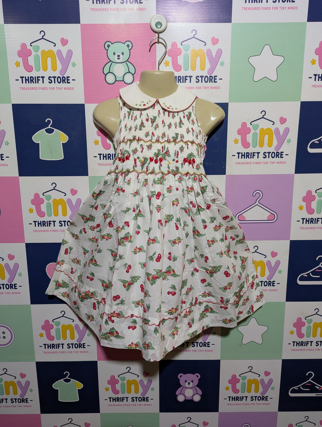 Sarah Louise Girls White Cherry Print Hand Smocked Dress - Size 5 Years Estimated Age 5 Years AB2