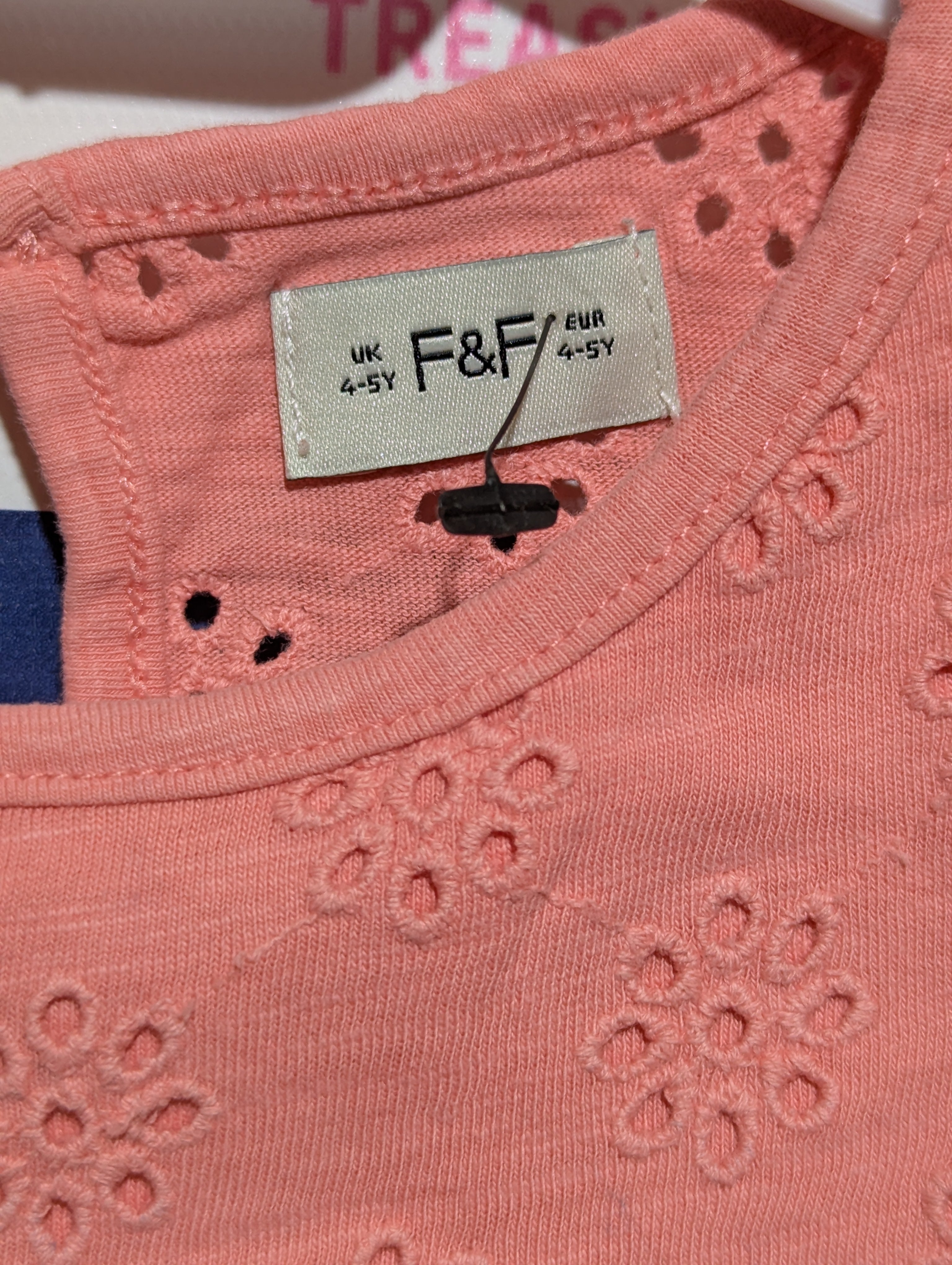 F&F Girls Peach Eyelet Embroidered Flutter Sleeve Top - Size 4-5Y Estimated Age 4-5 Years AB2