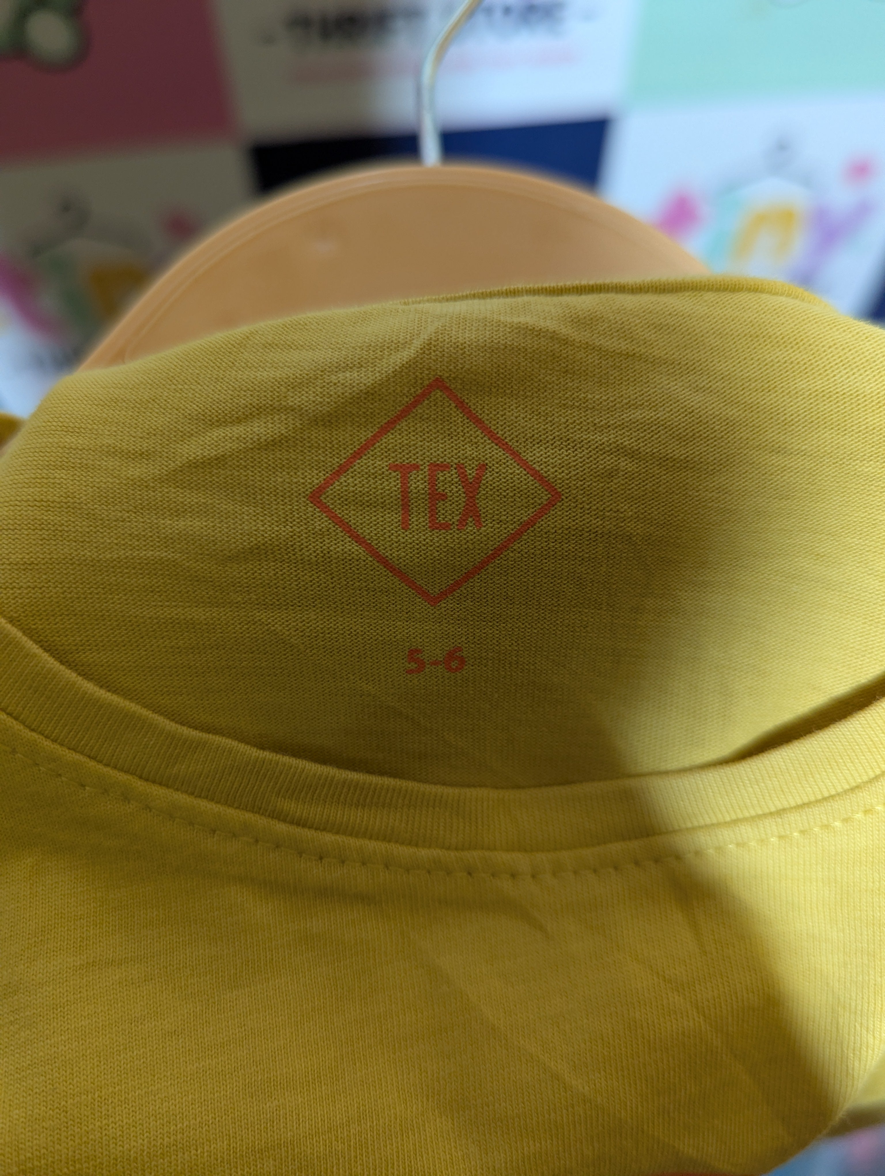 TEX Girls Mustard "Rainbow" Graphic Tee - Size 5-6 Years (Estimated Age 5-6 Years) AB2