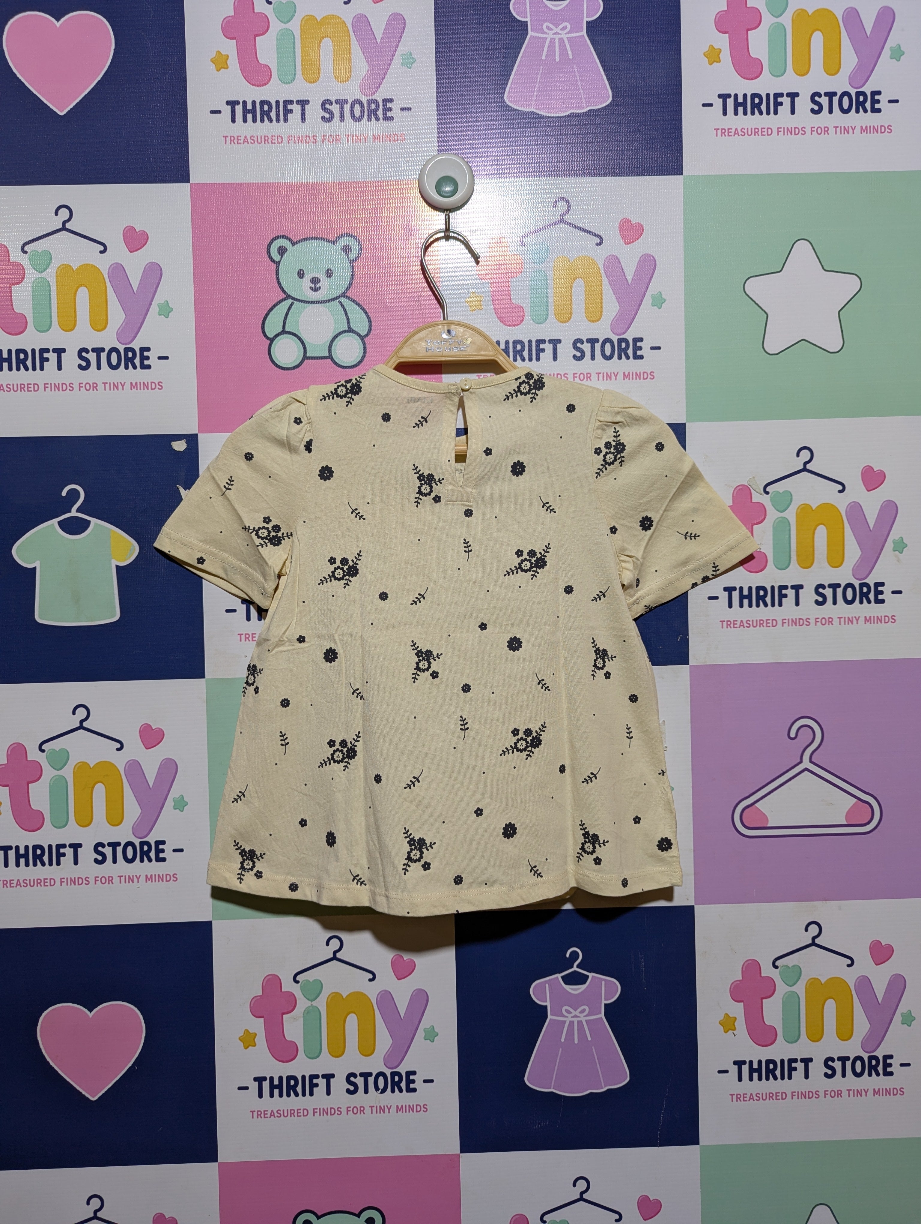 Kiabi Girls Cream "Floral Print" Classic Tee - Size 6A (Estimated Age 6 Years) AB2