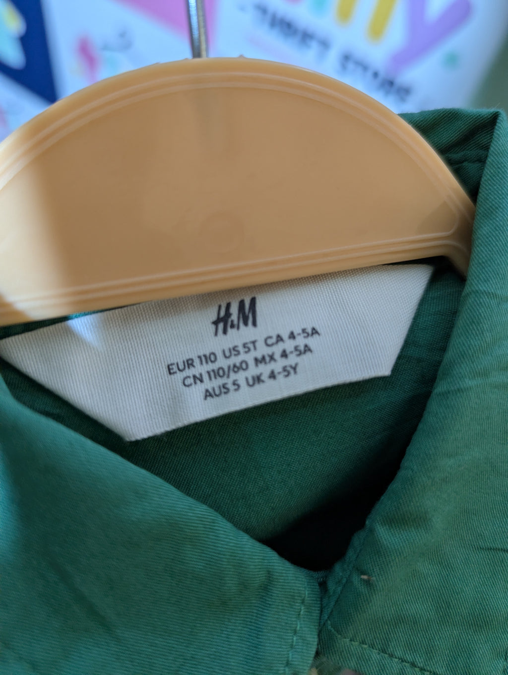 H&M Boys Classic Green Button-Down Shirt - Size 110 (Estimated Age 4-5 Years) AB2