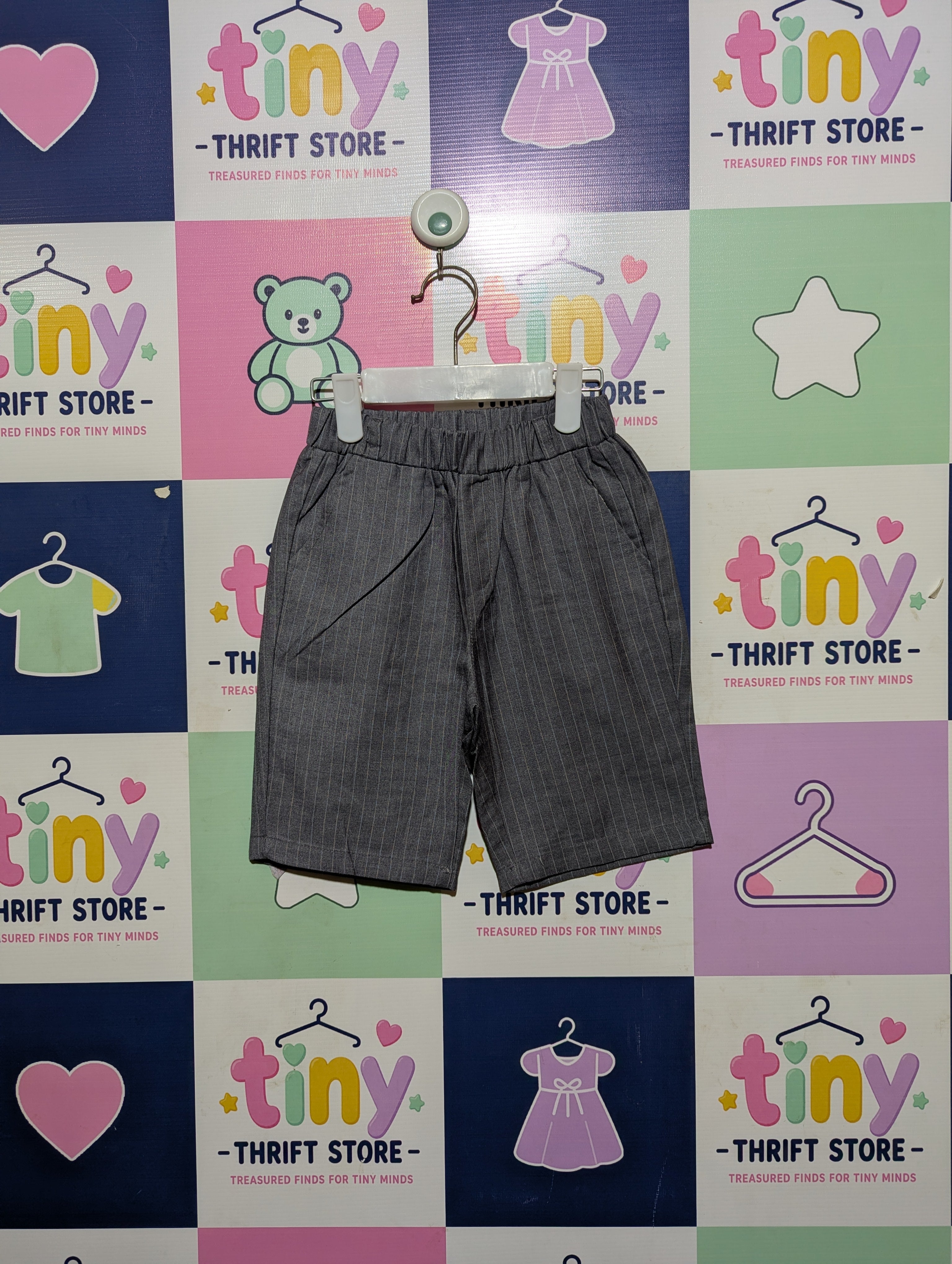 Boys Charcoal Grey Pinstriped Tailored Shorts - Size 120 CM (Estimated Age 6-7 Years) AB2