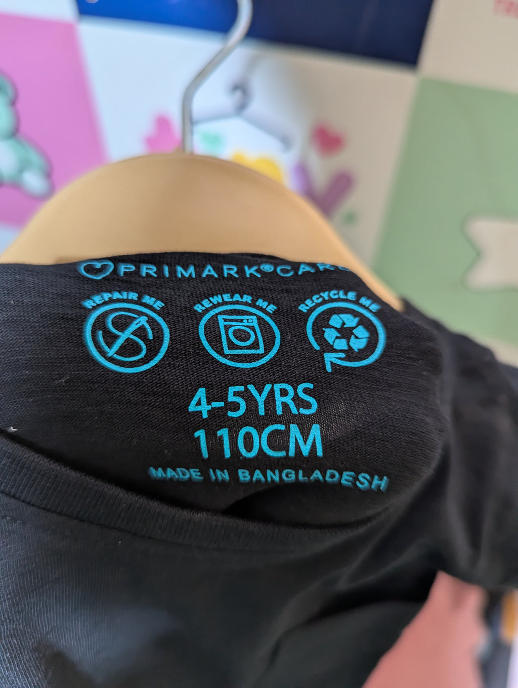 Primark Boys Black "Essential Pocket" Tee - Size 110 CM (Estimated Age 4-5 Years) AB2