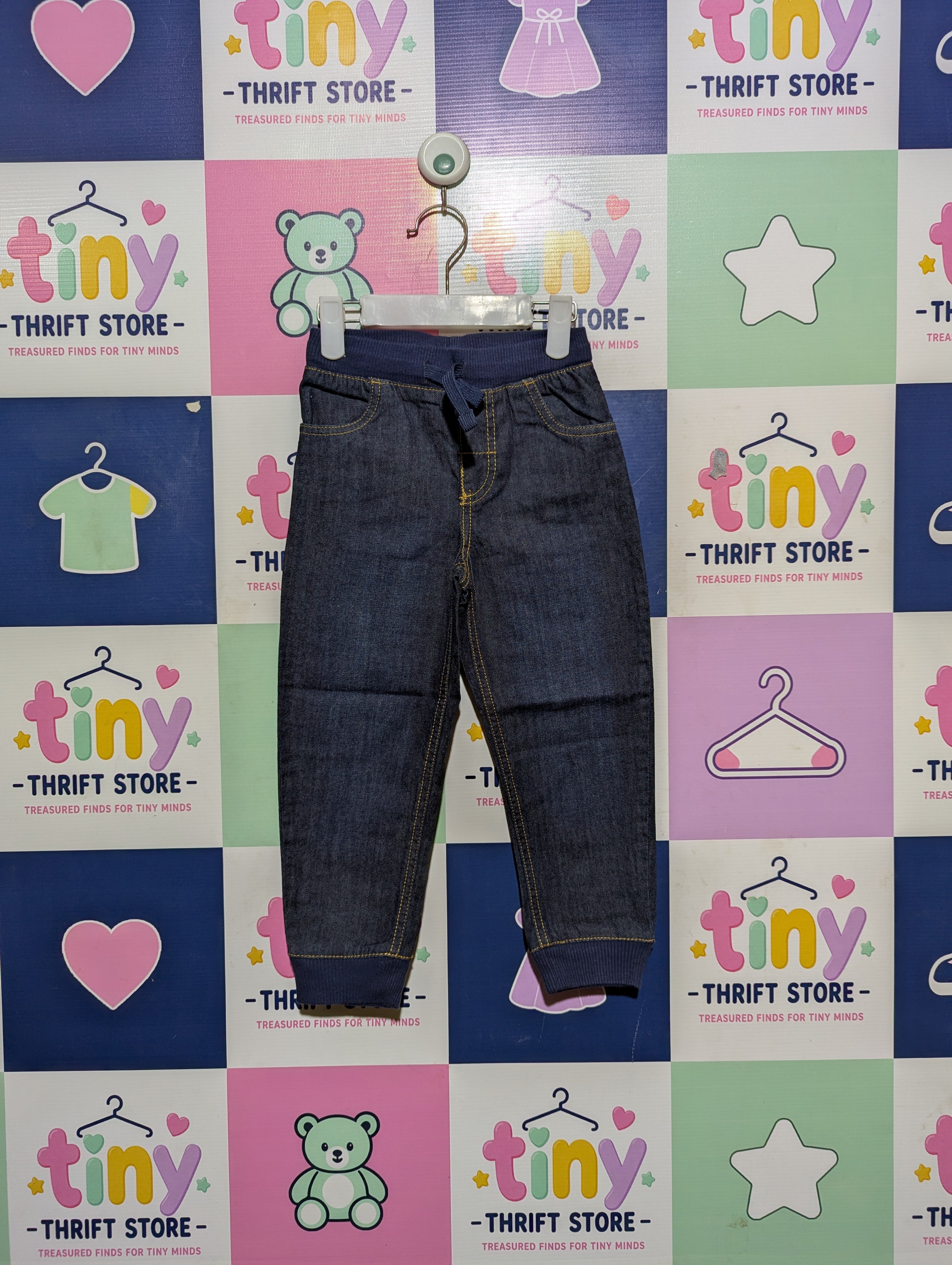 Child of Mine by Carter's Boys Dark Wash "Active Denim" Jogger Jeans - Size 4T (Estimated Age 4 Years) AB2