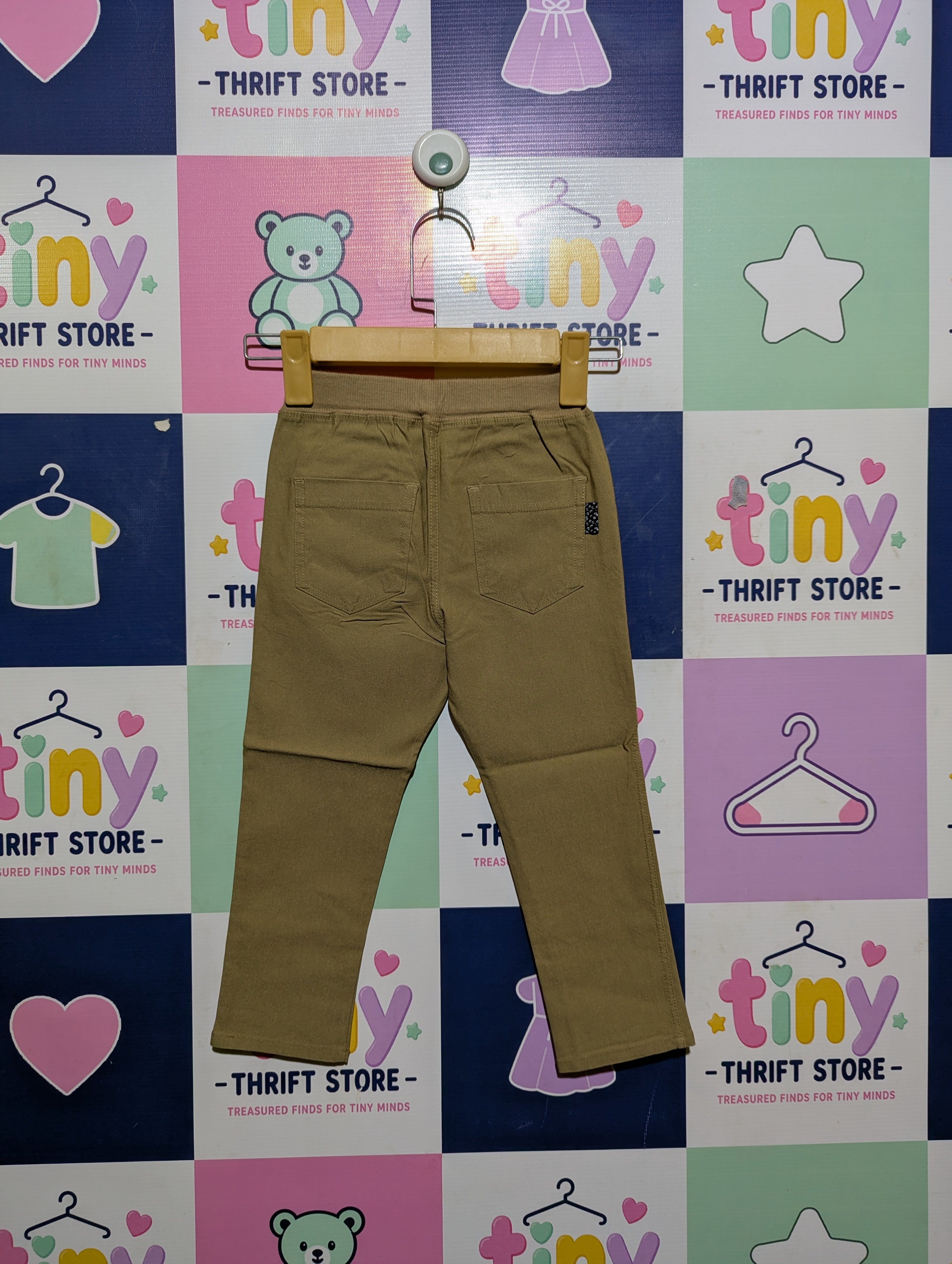 Uniqlo Boys Khaki Stretch Pull-On Casual Trousers - Size 100 Estimated Age 3 Years AB2