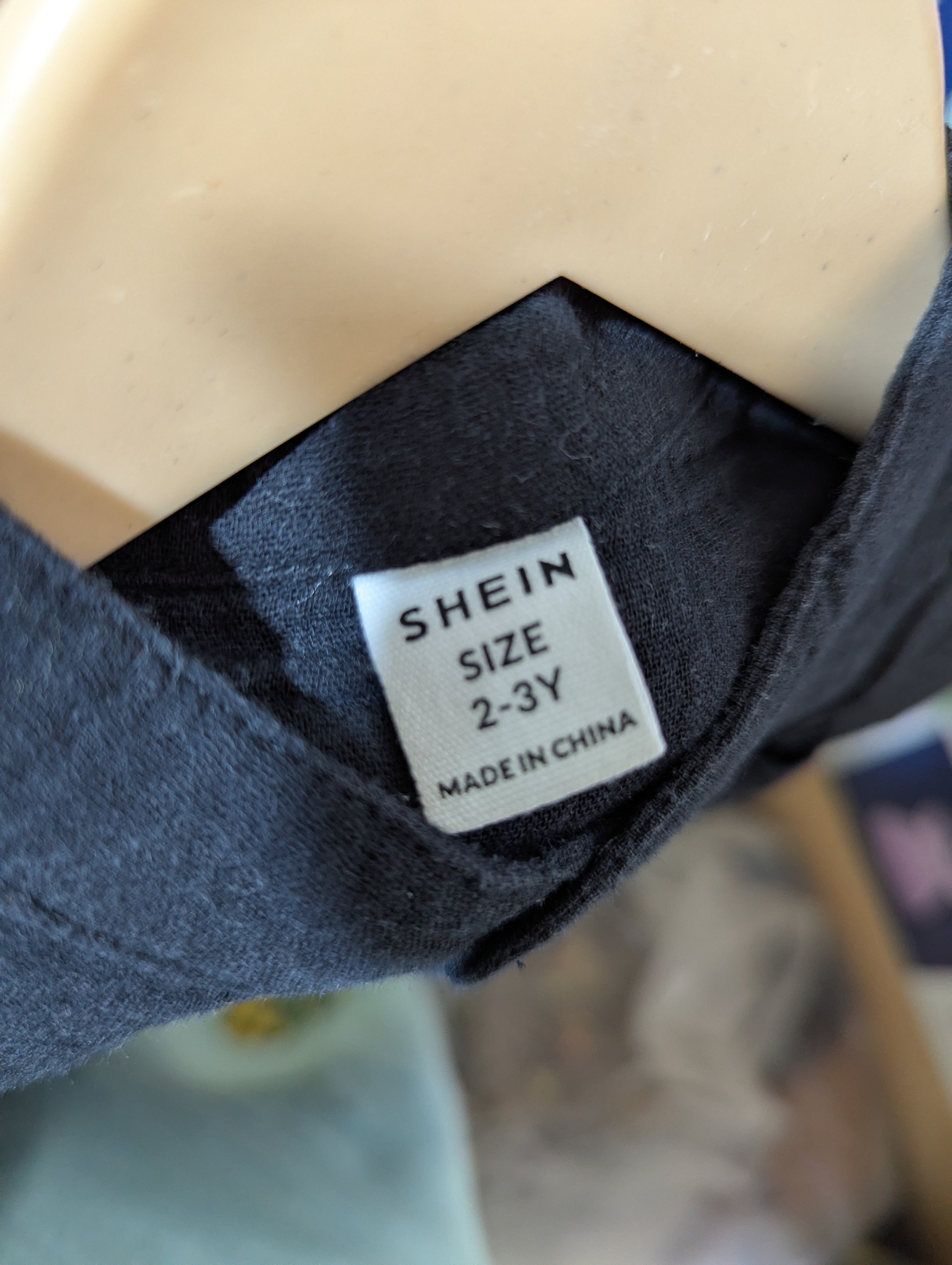 SHEIN Boys Dark Charcoal Grey Mandarin Collar Short Sleeve Button-Down Shirt - Size Estimated Age 2-3 Years AB2