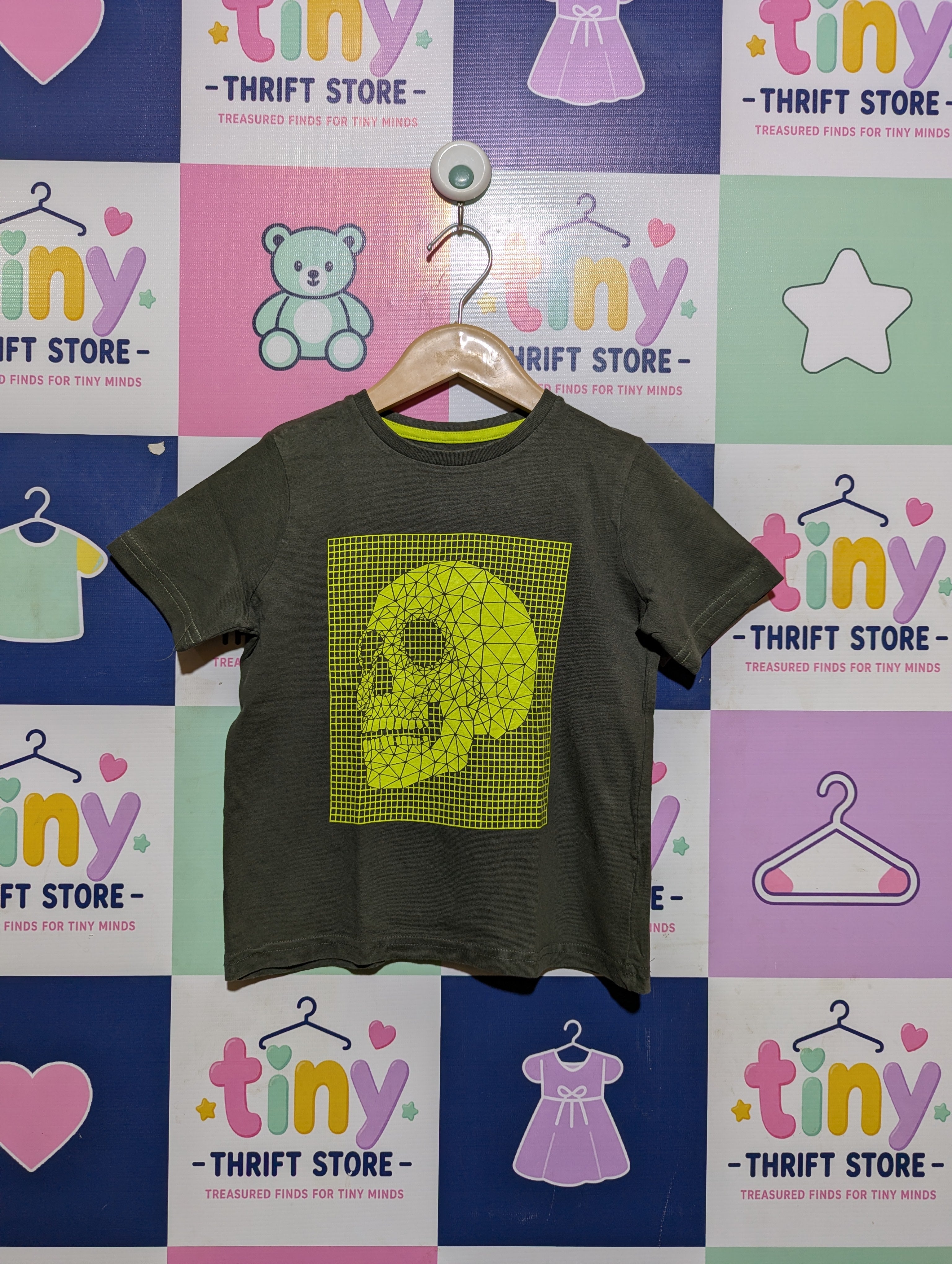 Tu Boys Khaki Green "Neon Grid Skull" Graphic Tee - Size Estimated Age 4 Years AB2