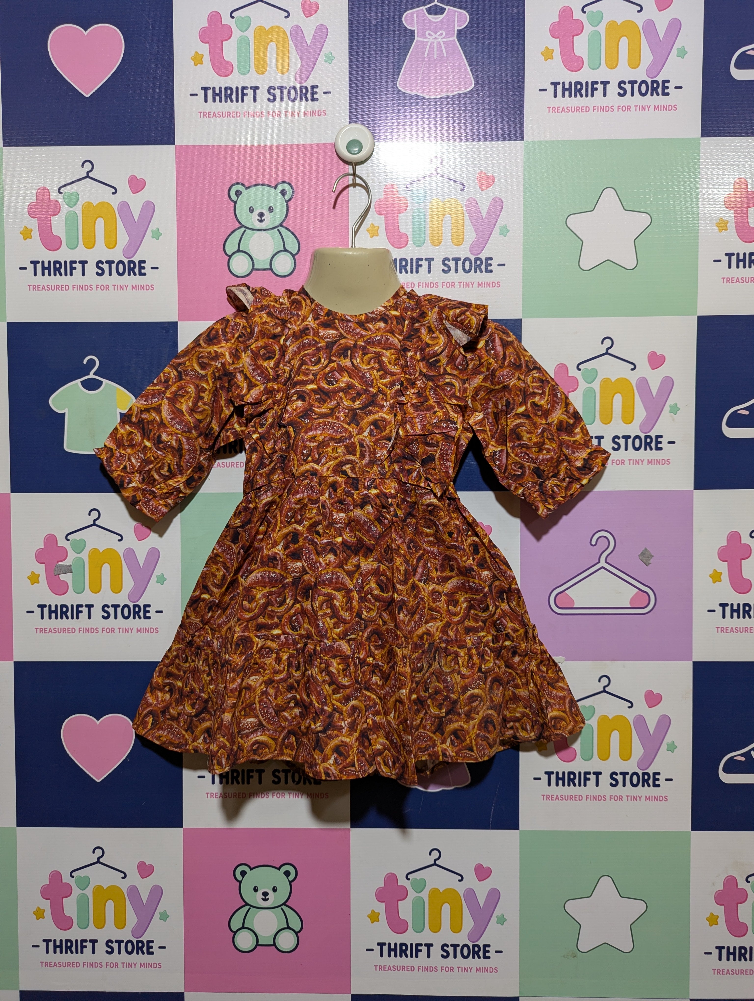Unbranded Girls Brown Pretzel Print Ruffled Tiered Dress - Size 3-4 Years Estimated Age 3-4 Years AB2