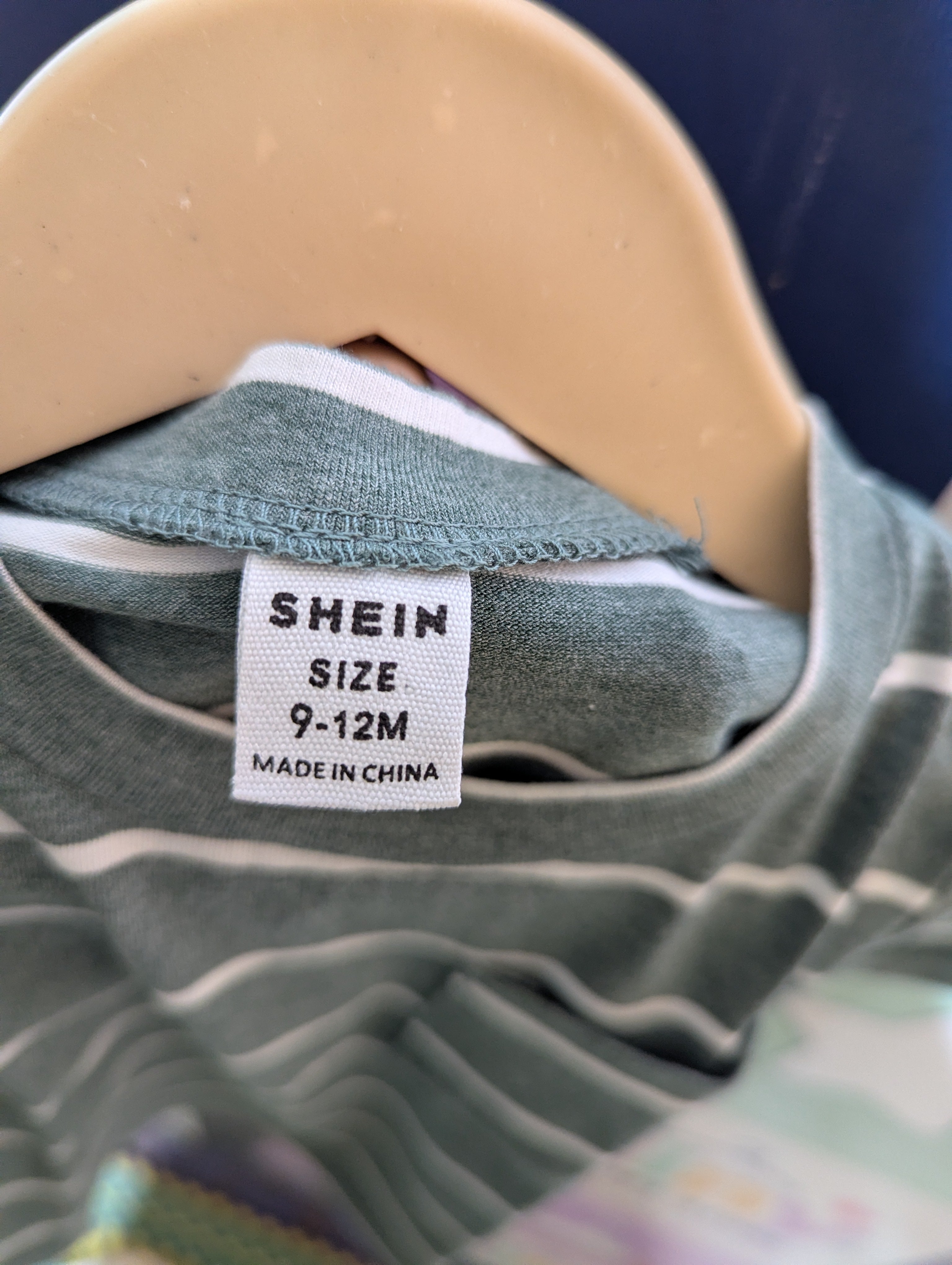 SHEIN Baby Boys Sage Green & White Striped Pocket Short Sleeve Tee - Size 9-12M Estimated Age 9-12 Months AB2
