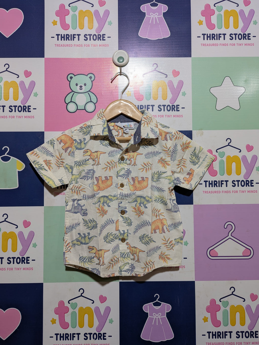 Style Headquarters Boys Off-White Prehistoric Dinosaur & Jungle Print Short-Sleeve Button-Down Shirt - Size Estimated Age 2T AB2
