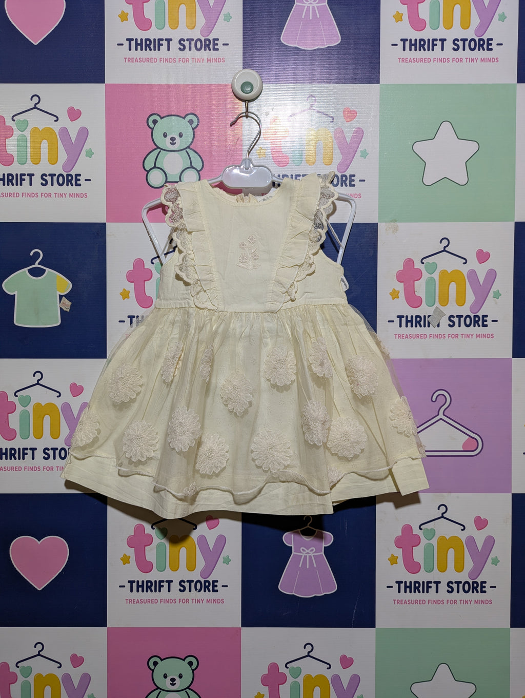 Bebetto Girls Cream "Floral Appliqué" Special Occasion Dress - Size Estimated Age 18-24 Months AB2