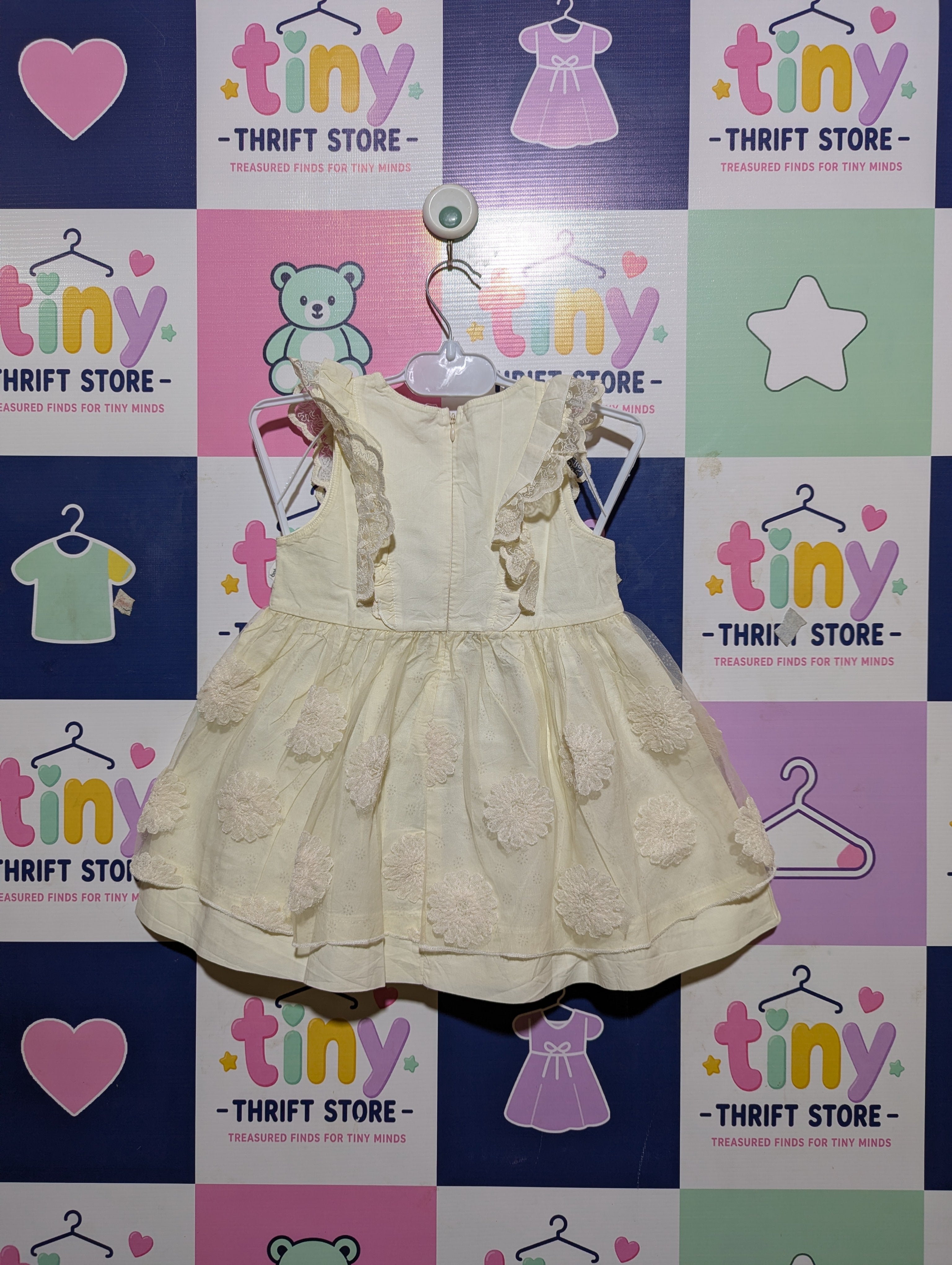 Bebetto Girls Cream "Floral Appliqué" Special Occasion Dress - Size Estimated Age 18-24 Months AB2