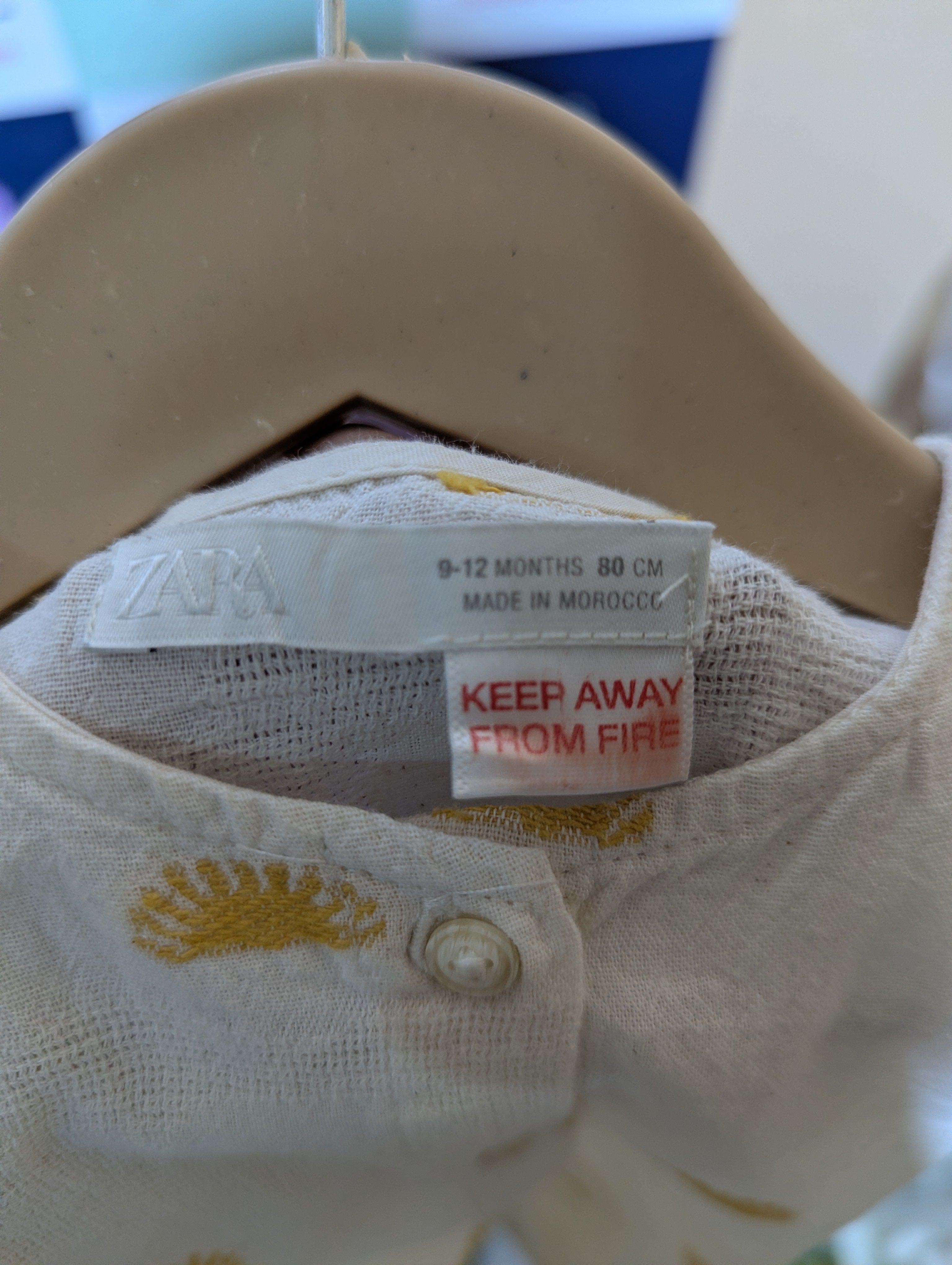 Zara Baby Unisex Cream & Yellow "Sun Embroidered" Short Sleeve Romper - Size Estimated Age 9-12 Months AB2