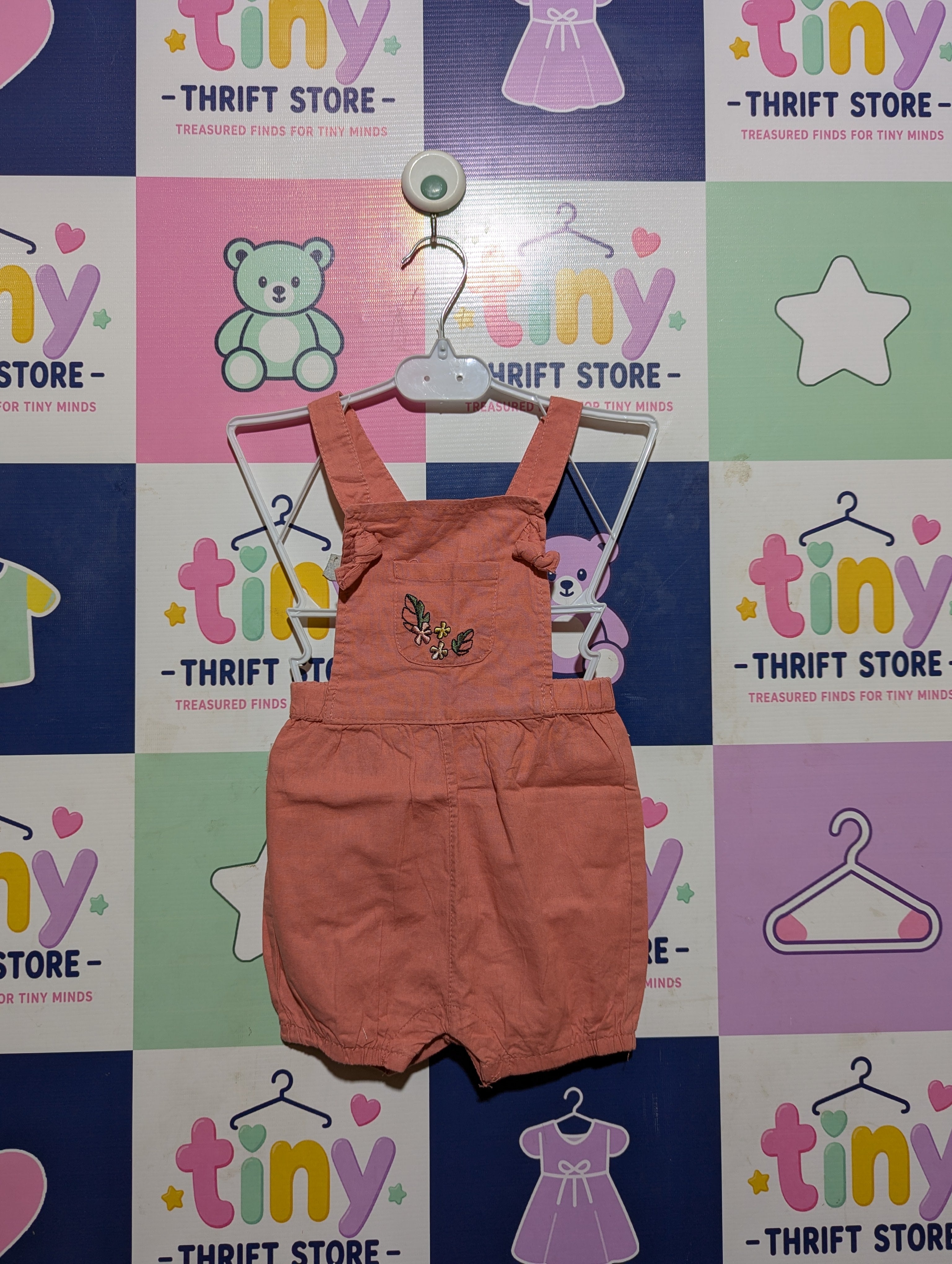 So Cute Girls Coral Pink Embroidered Pocket Overalls - Size Estimated Age 12 to 18 Months AB2