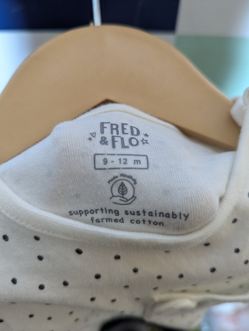 Fred & Flo Boys White and Charcoal Polkadot Romper - Size Estimated Age 9 to 12 Months AB2
