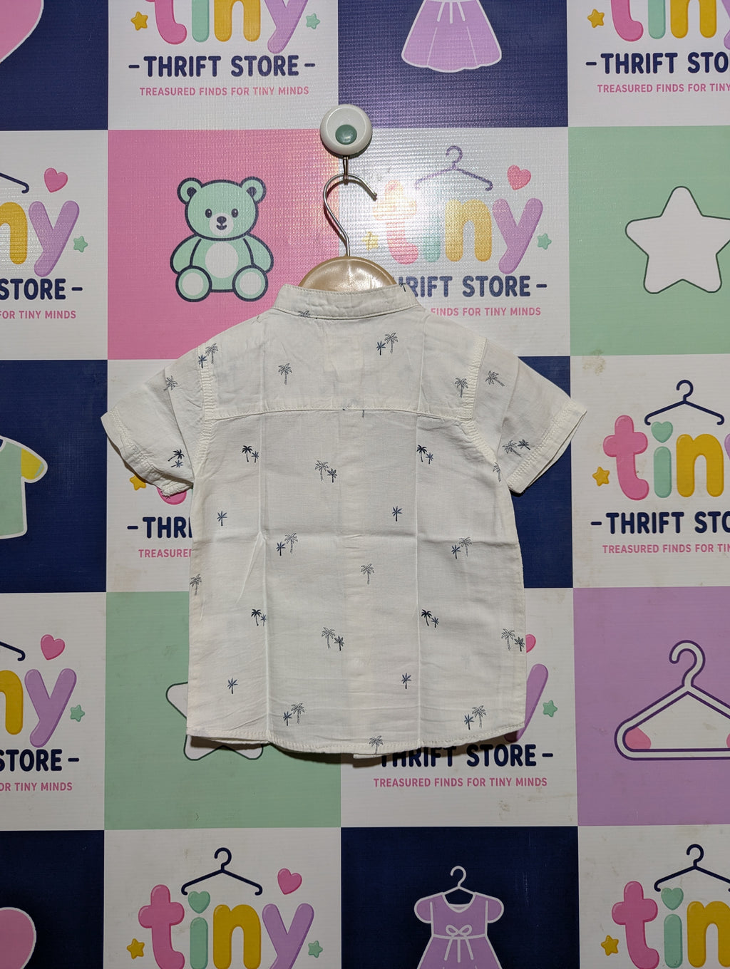 Baby C&A Boys Off-White All-Over Palm Tree Print Short Sleeve Button-Down Shirt - Size Estimated Age 12 to 18 Months AB2