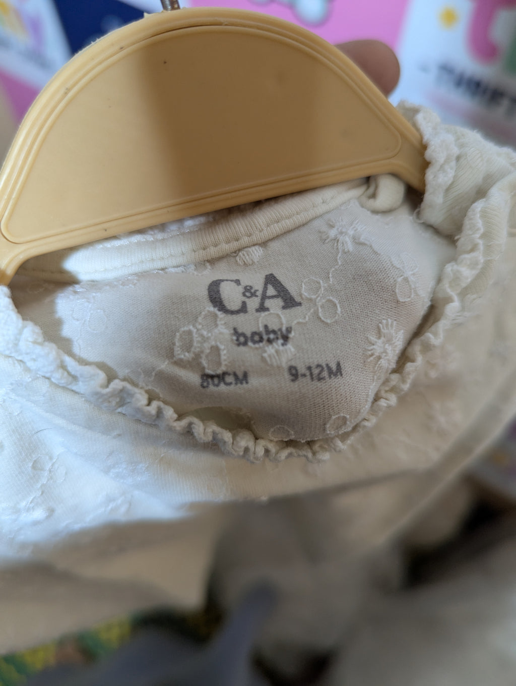 C&A Baby Girls Off-White Embroidered Short Sleeve Tee - Size Estimated Age 9-12 Months AB2