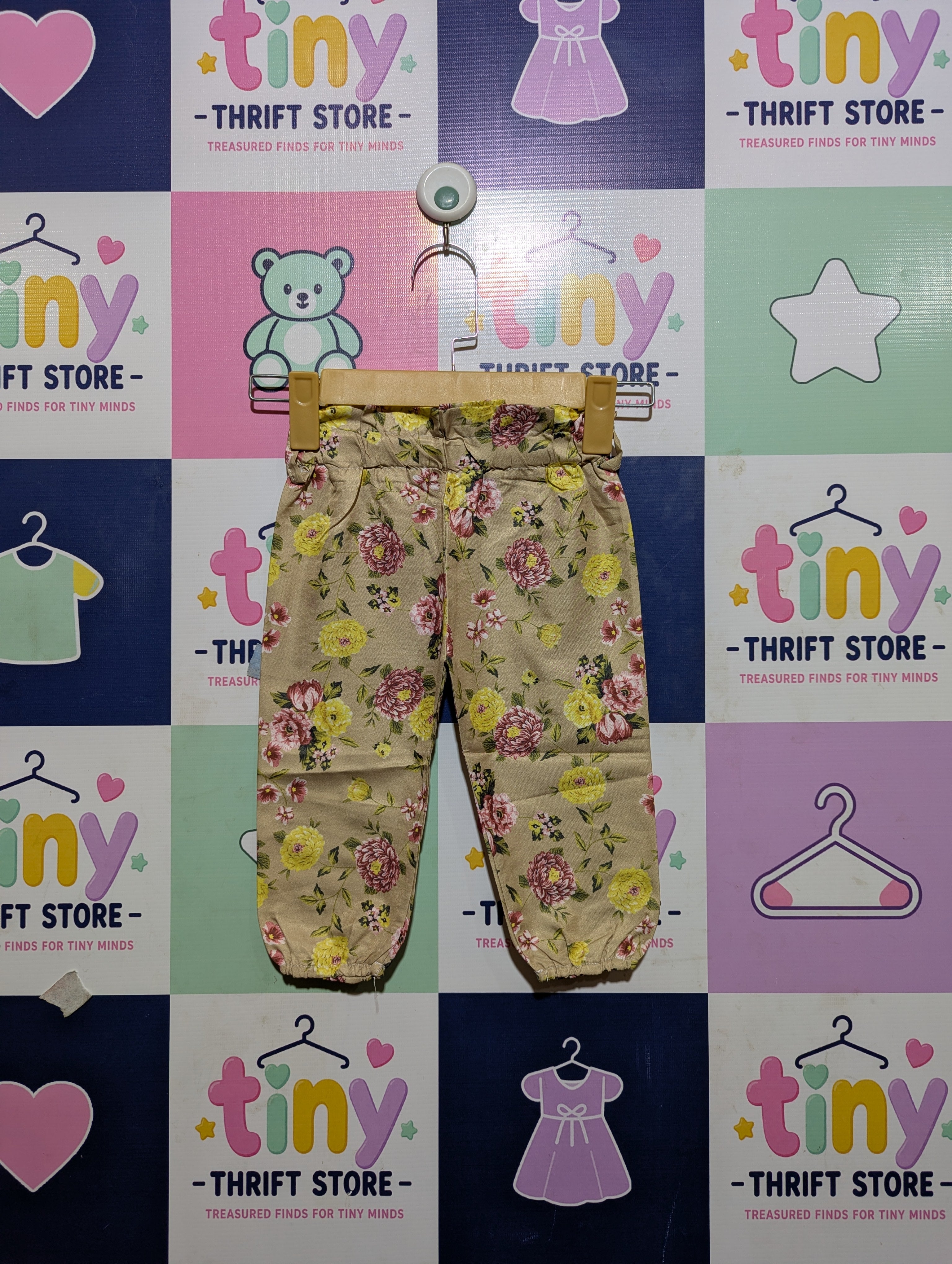 K-Fashion Girls Beige Floral Ruffle Trousers - Size Estimated Age 2 Years AB2