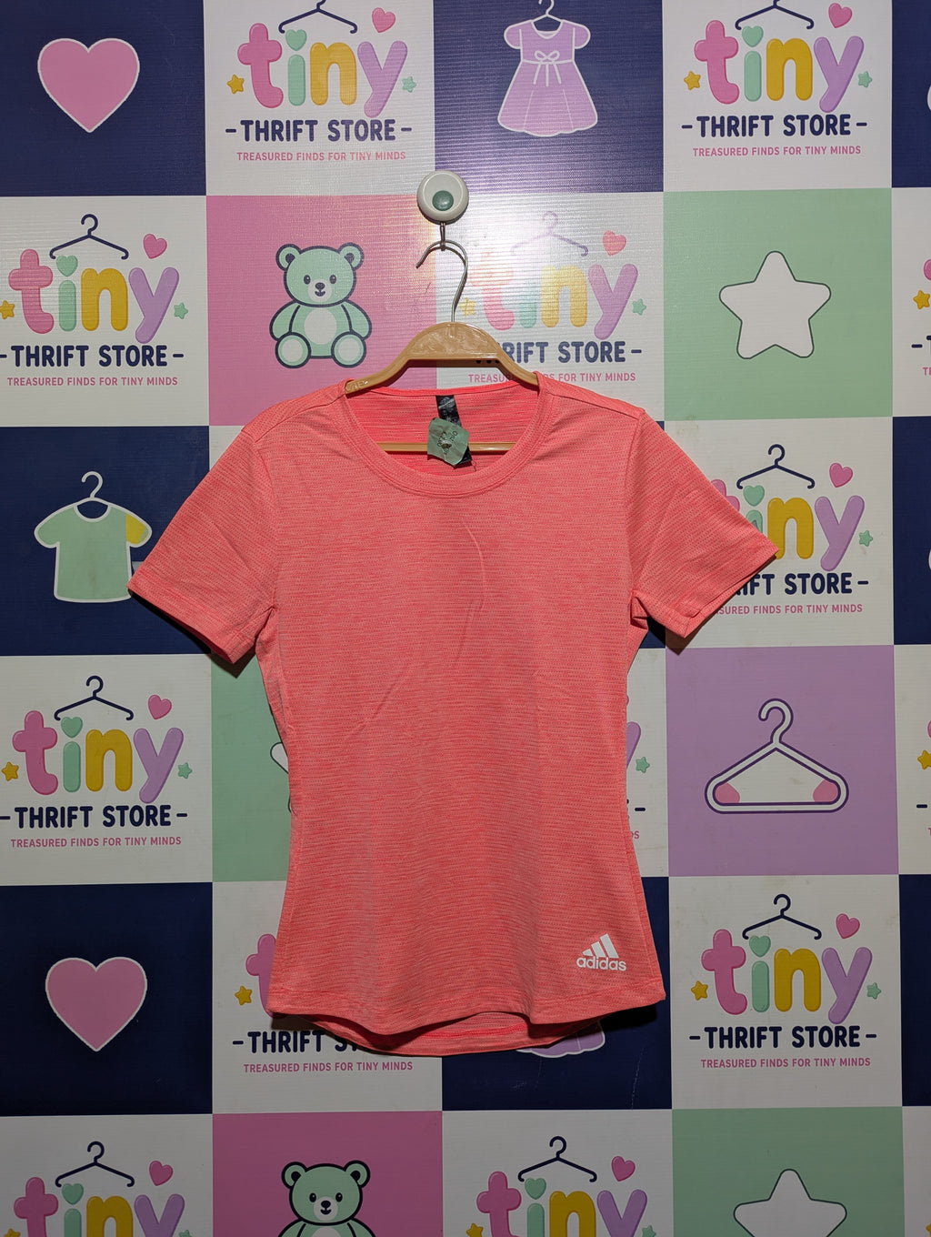 Adidas Girls Coral Pink "AEROREADY" Athletic Short Sleeve Tee - Size XS Estimated Age 11-12 Years AB2