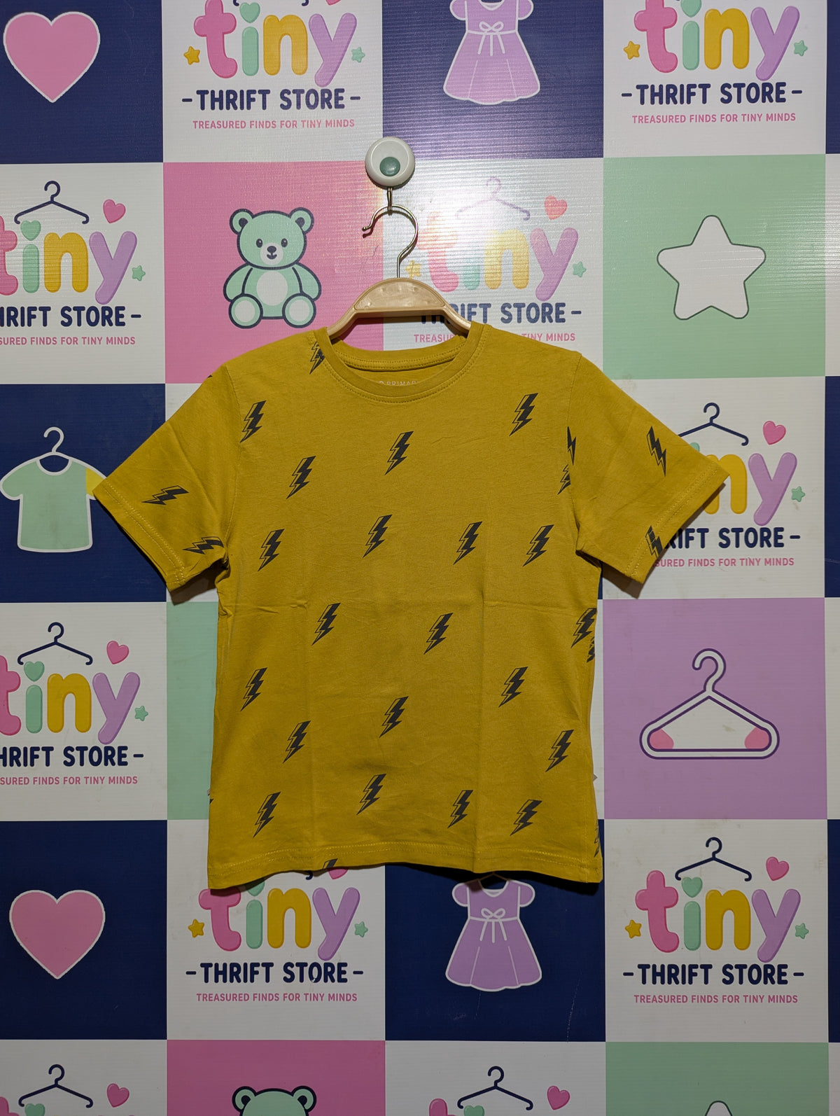 PRIMARK Boys Mustard Yellow Lightning Bolt Print Short Sleeve Tee - Size Estimated Age 7-8 Years AB2