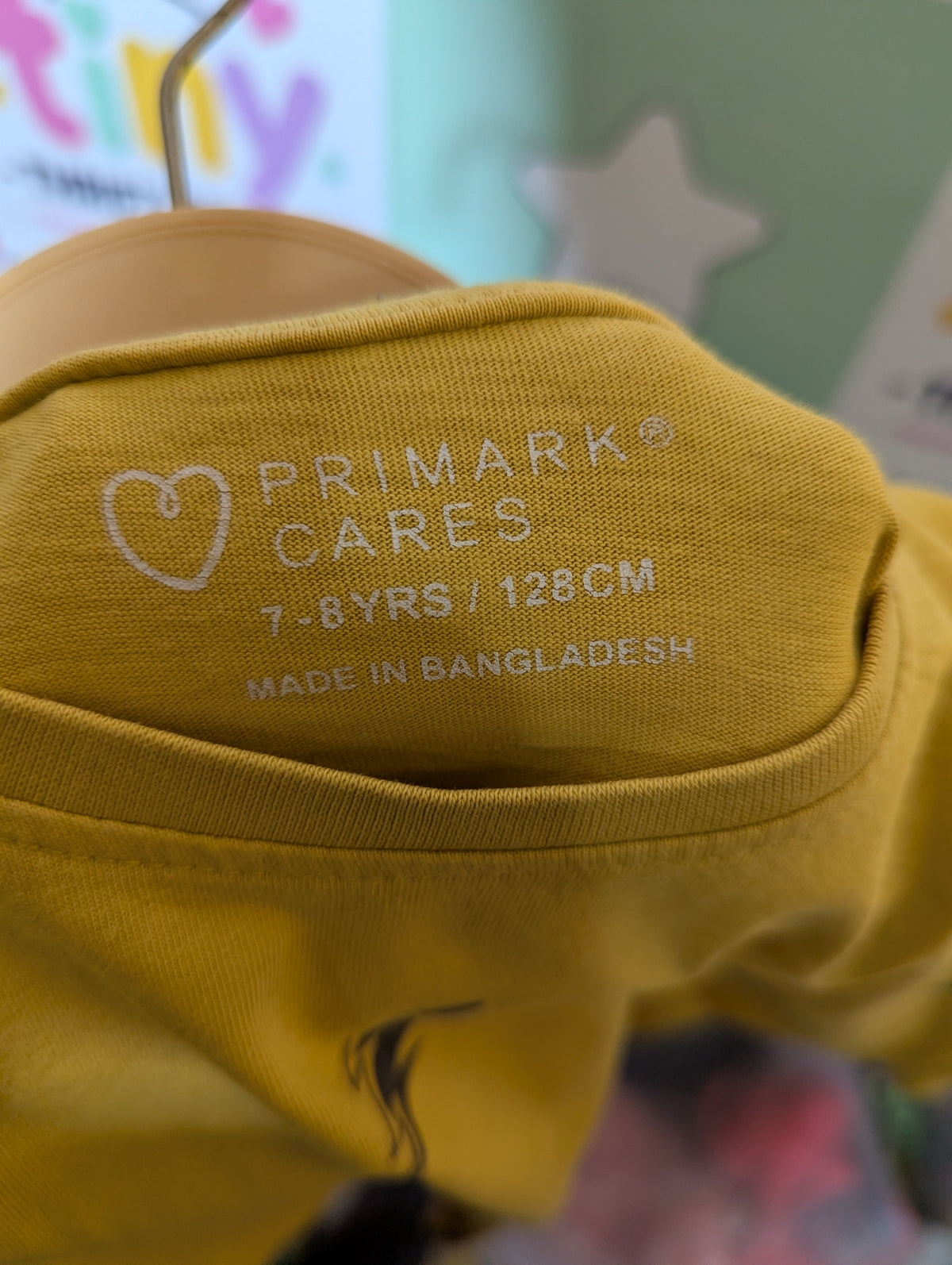 PRIMARK Boys Mustard Yellow Lightning Bolt Print Short Sleeve Tee - Size Estimated Age 7-8 Years AB2