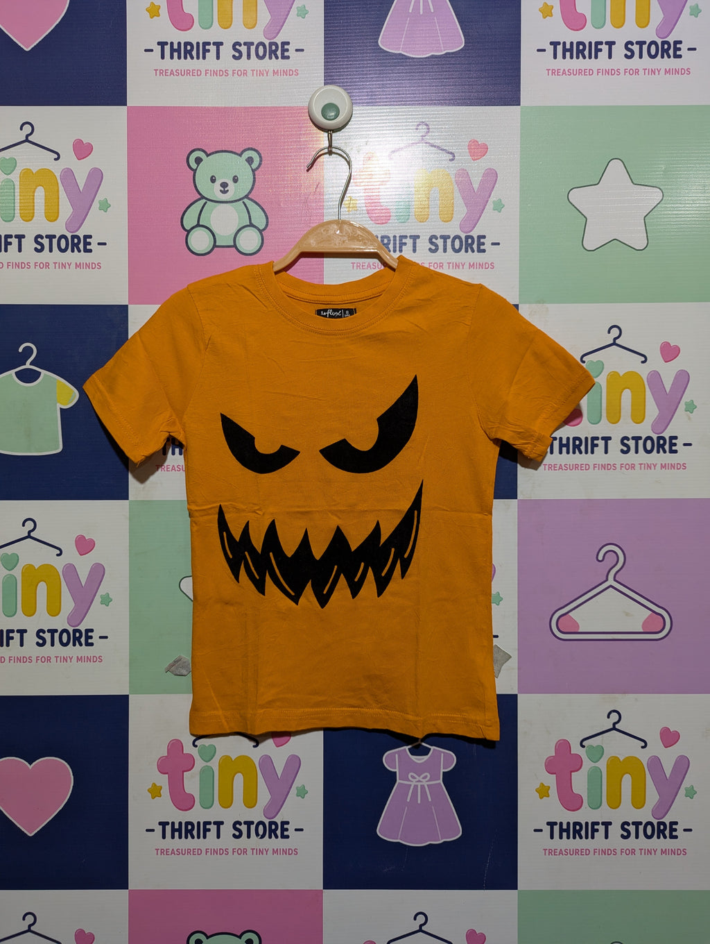 Influx Boys Mustard Yellow Spooky Face Graphic Tee - Size Estimated Age 8 Years AB2