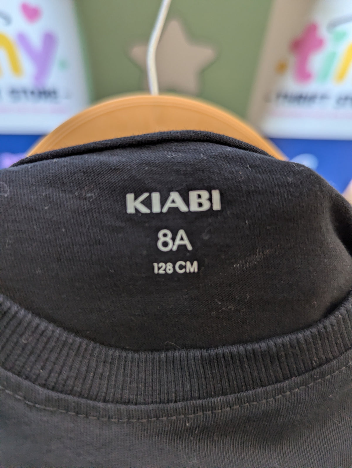 Kiabi Boys Dark Charcoal Solid Short Sleeve Tee - Size 8A (128 CM) Estimated Age 8 Years AB2