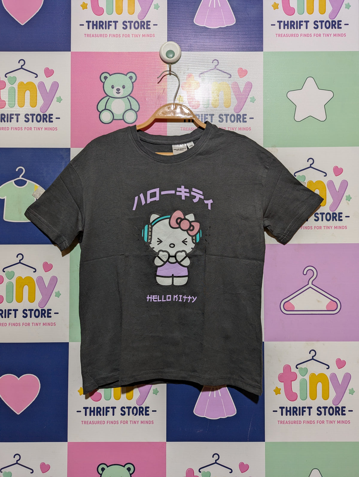 Hello Kitty and Friends Girls Dark Grey "Hello Kitty" Anime Graphic Tee - Size Estimated Age 10 Years AB2